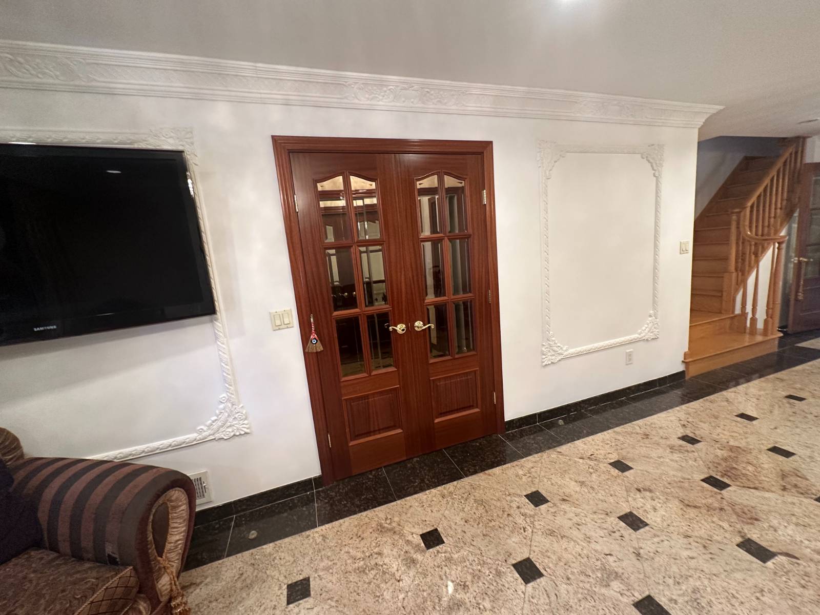 #5 photo, 63 Gateway Dr, Staten Island , NY 10304