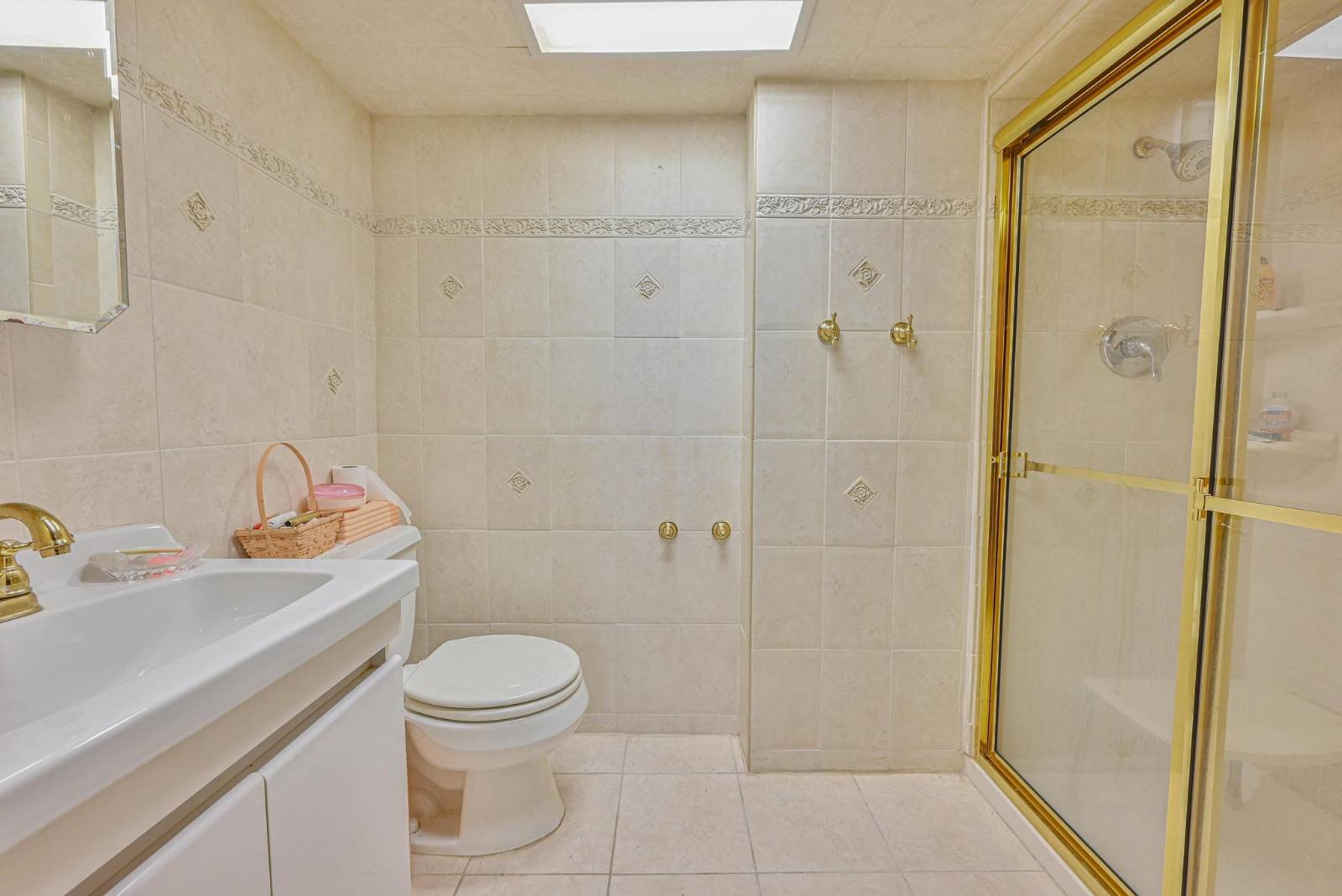 #16 photo, 954 81st St, ブルックリン区 Dyker Heights , NY 11228