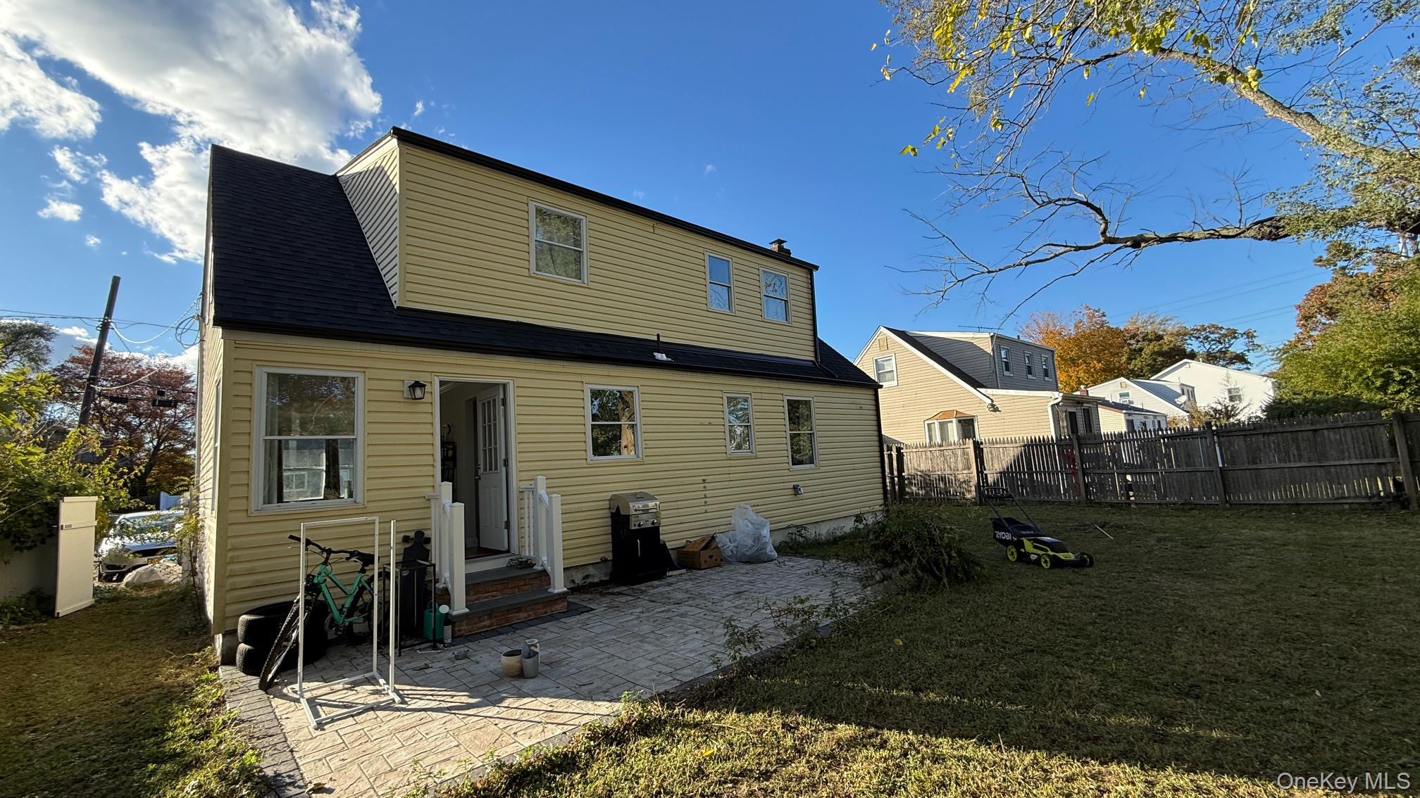 #16 photo, 43 Lakewood Avenue, Lake Ronkonkoma , NY 11779