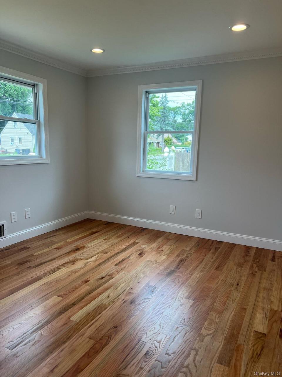 #6 photo, 43 Lakewood Avenue, Lake Ronkonkoma , NY 11779