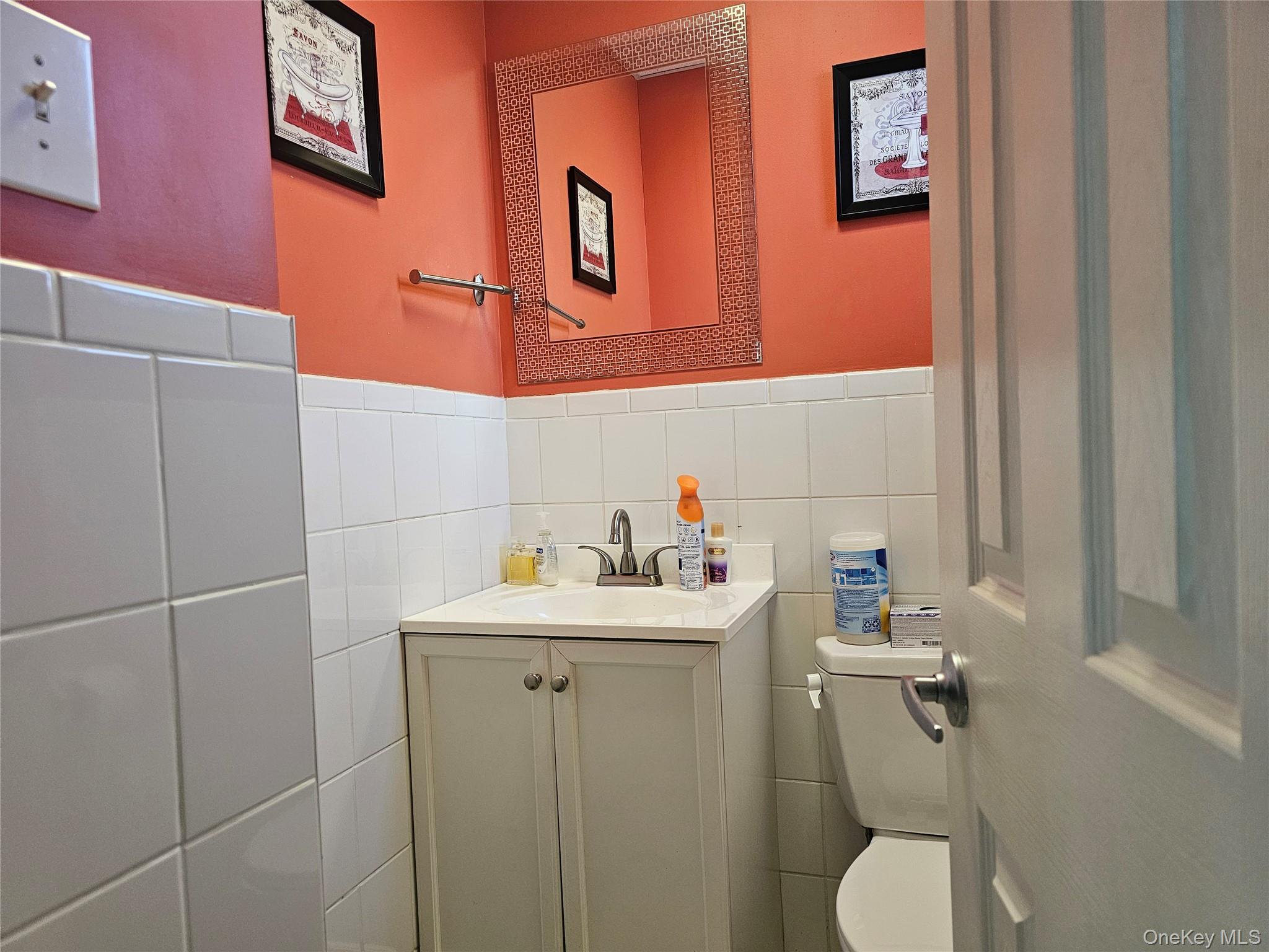 #11 photo, 752 Hempstead Turnpike, Franklin Square , NY 11010