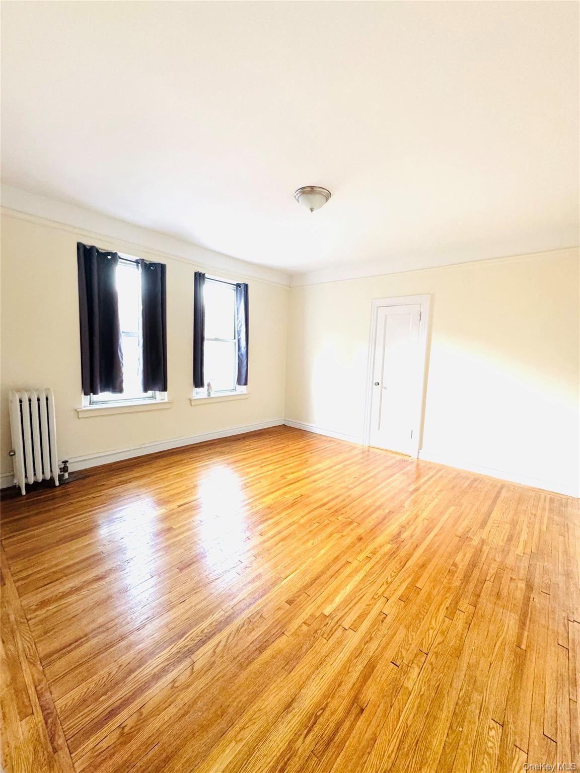 #3 photo, 472 Gramatan Avenue, Mount Vernon , NY 10552