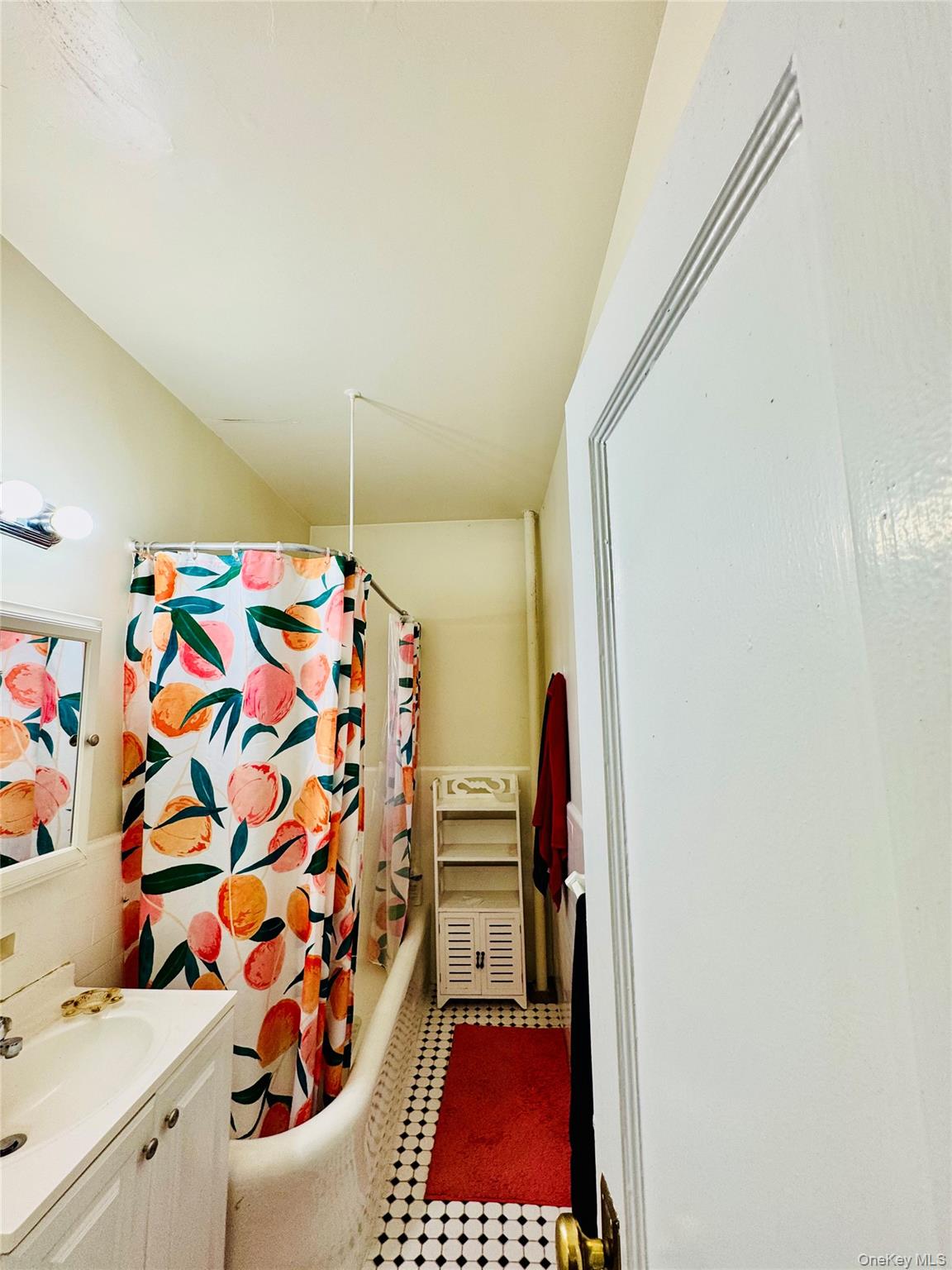 #6 photo, 472 Gramatan Avenue, Mount Vernon , NY 10552