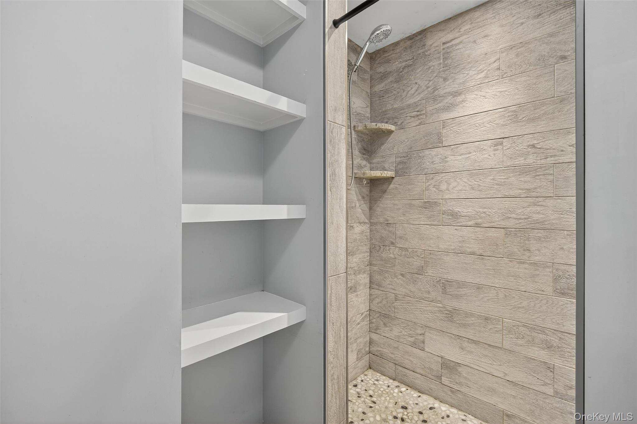 #13 photo, 24 Fairview Road, Mahopac , NY 10541