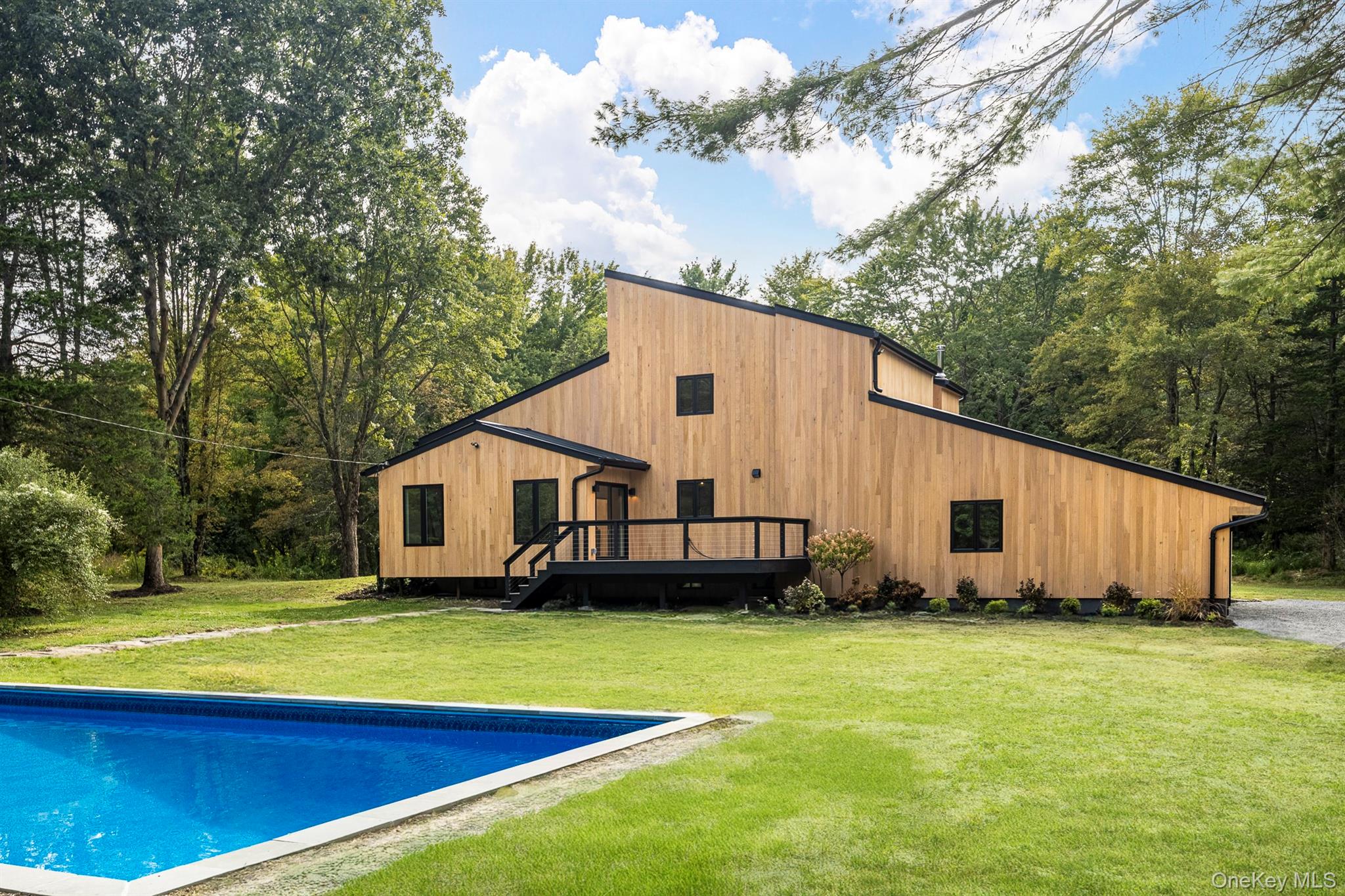 #1 photo, 93 Clinton Corners Road, Salt Point , NY 12578