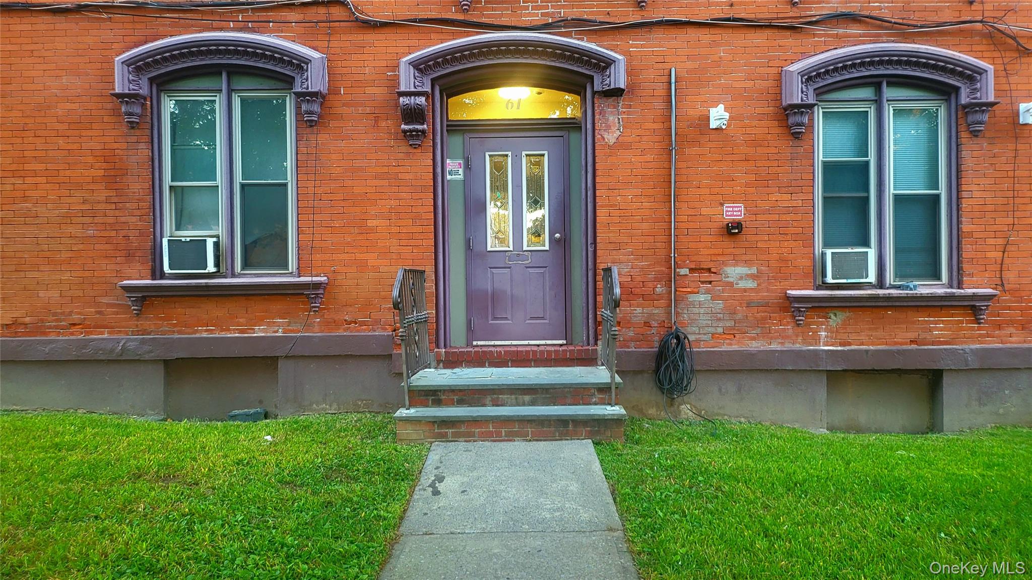 #2 photo, 61 S Hamilton St Apt 2, Poughkeepsie , NY 12601