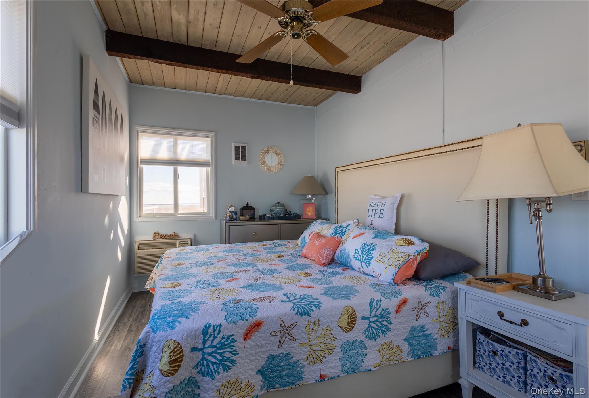 #20 photo, 539 Dune Road, Westhampton Beach , NY 11978