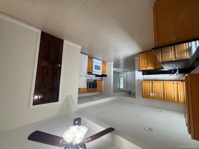 #2 photo, 487 5th Avenue, Cedarhurst , NY 11516