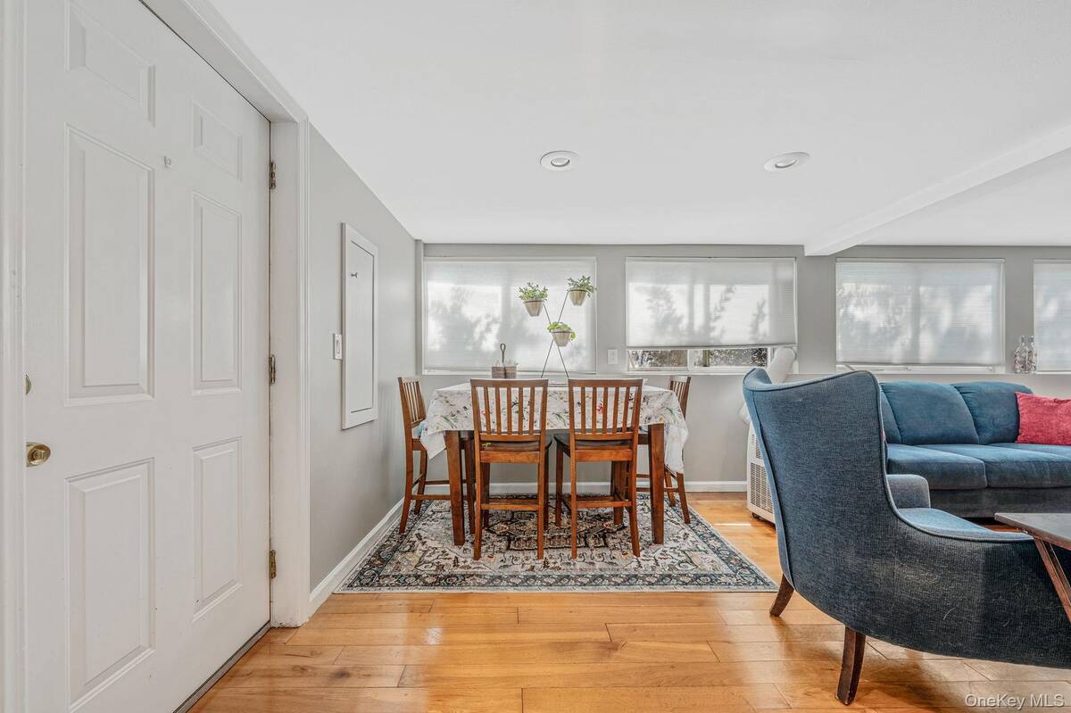 #15 photo, 27 Split Cedar Drive, Islandia , NY 11749