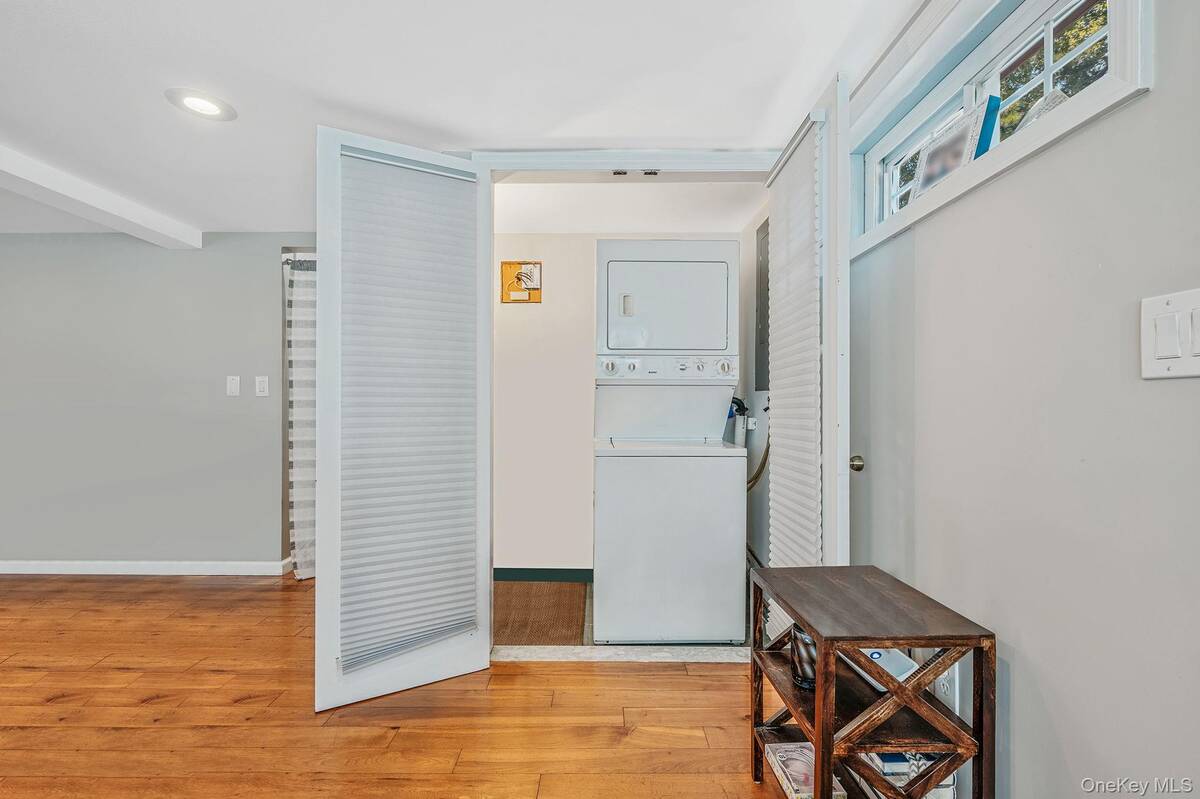 #17 photo, 27 Split Cedar Drive, Islandia , NY 11749