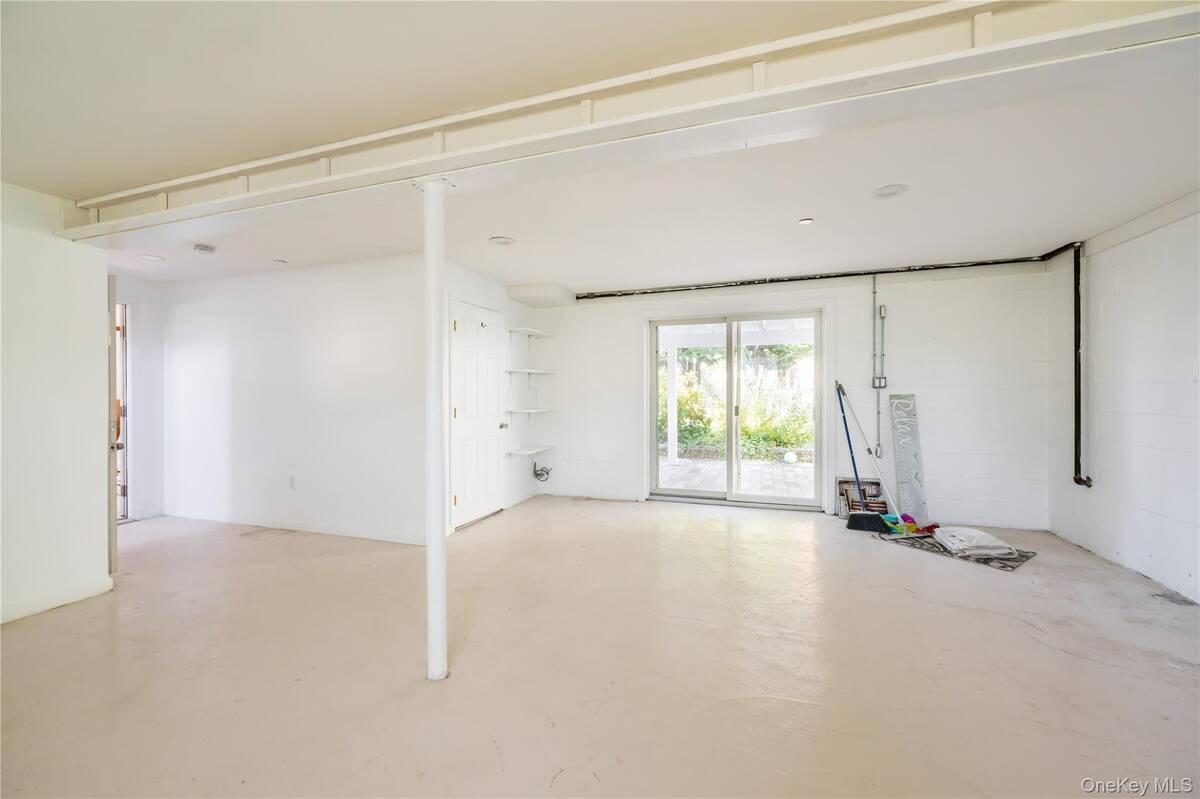 #36 photo, 869 Beach Street, サフォーク郡 Lindenhurst , NY 11757