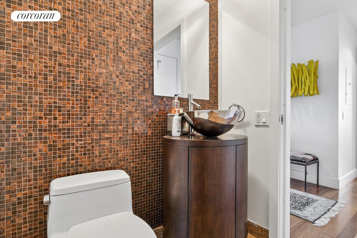 #14 photo, 250 E 53RD Street, Turtle Bay , NY 10022