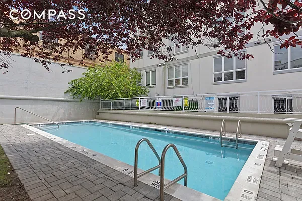 #10 photo, 3144 Emmons Avenue, ブルックリン区 Sheepshead Bay , NY 11235