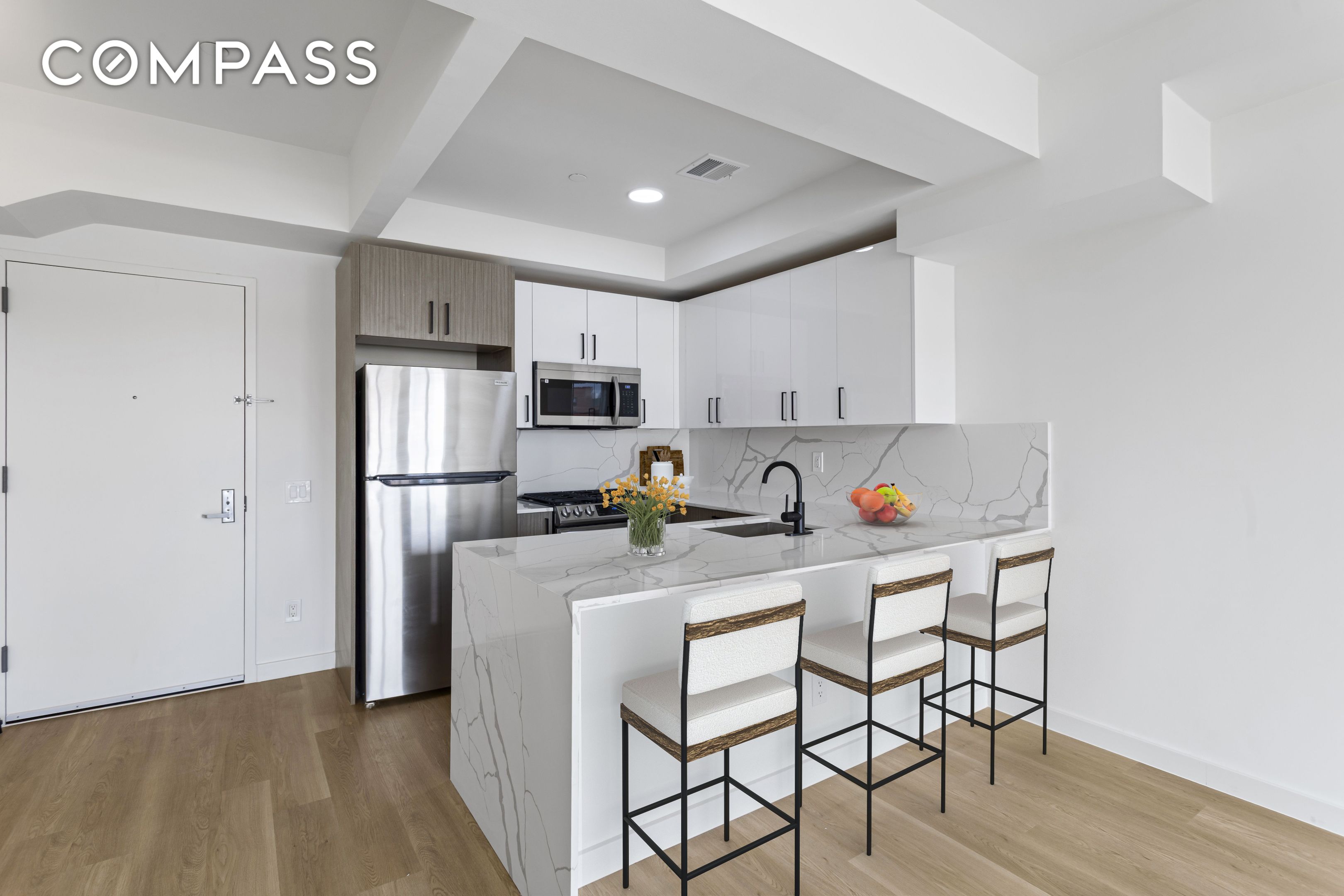 #4 photo, 3144 Emmons Avenue, ブルックリン区 Sheepshead Bay , NY 11235