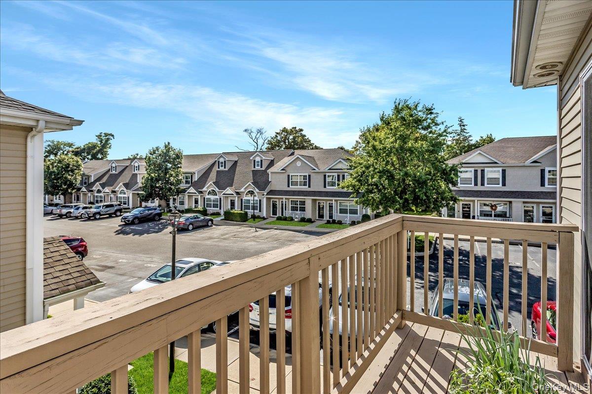 #14 photo, 802 Willow Lane, Valley Stream , NY 11580