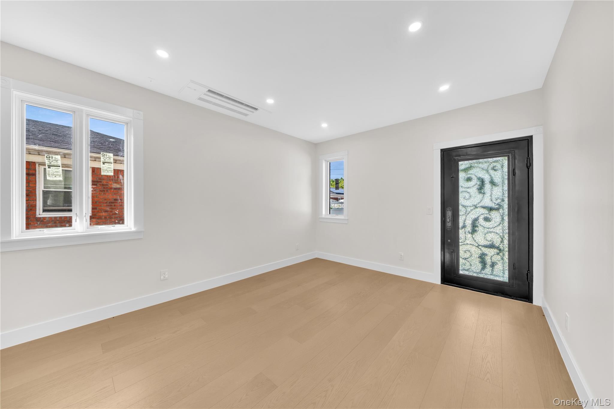 #3 photo, 5648 219th Street, Bayside , NY 11364