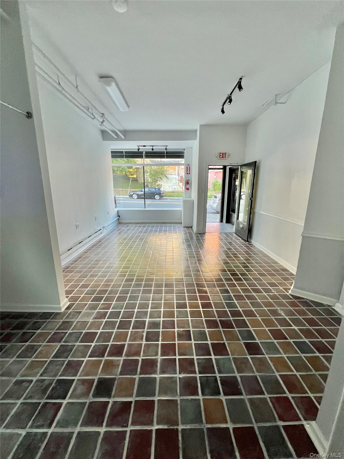 #2 photo, 339 Mount Pleasant Avenue, Mamaroneck , NY 10543