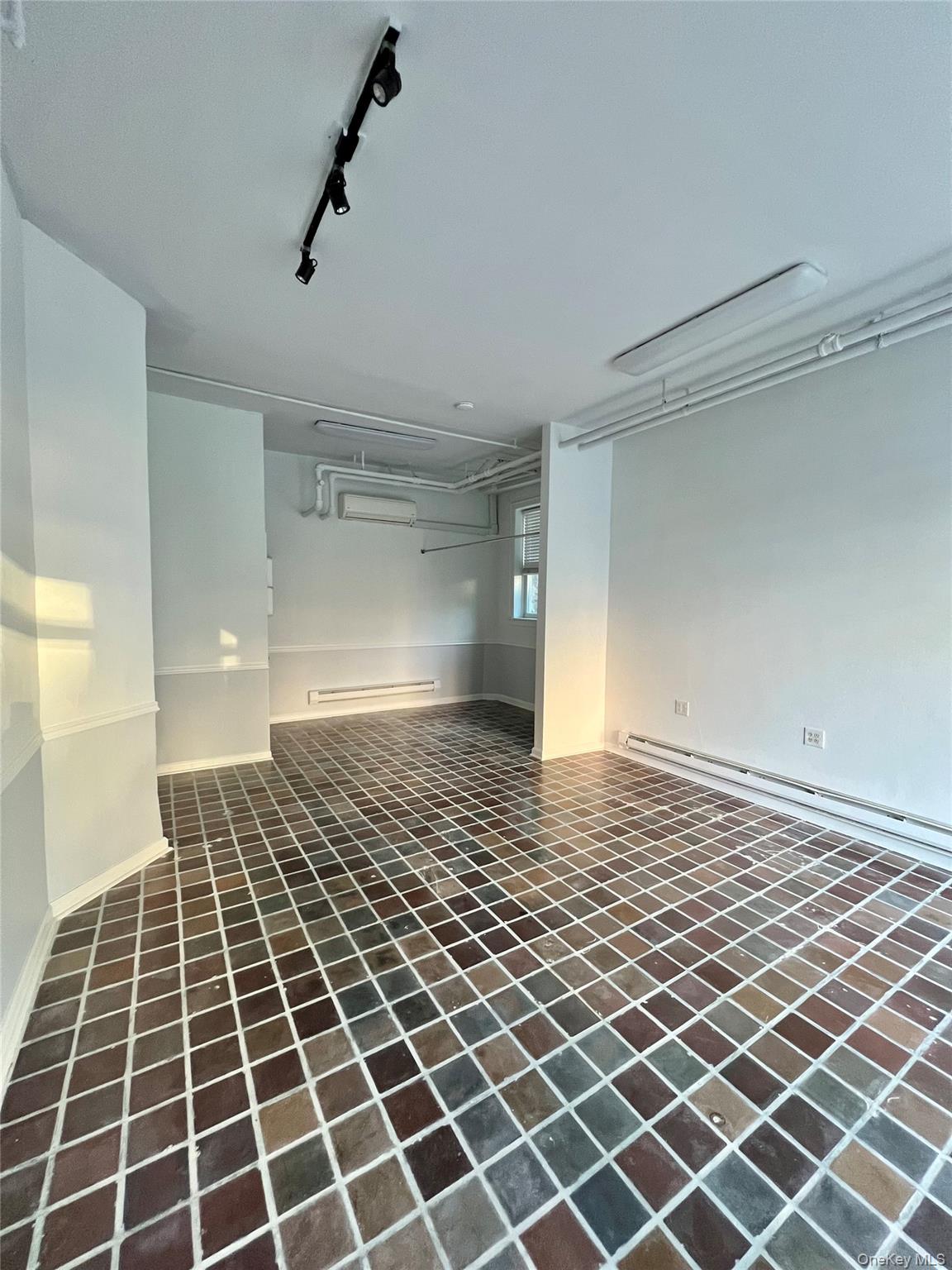 #3 photo, 339 Mount Pleasant Avenue, Mamaroneck , NY 10543