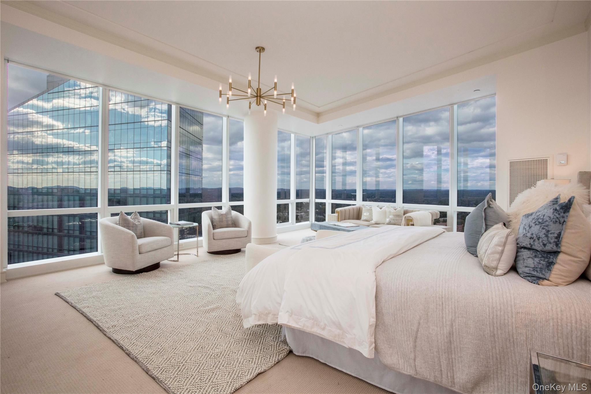 #13 photo, 1 Renaissance Square, White Plains , NY 10601