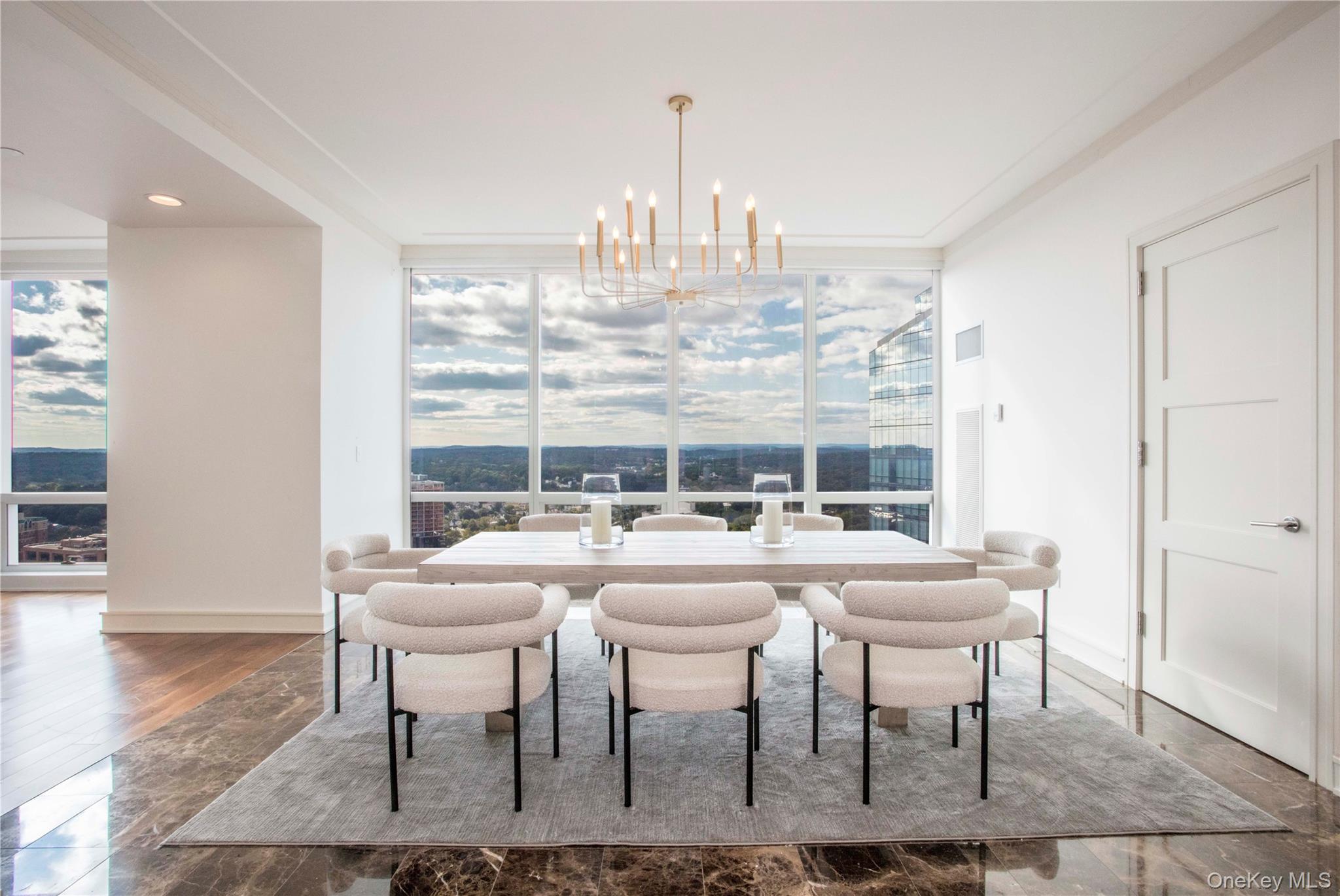 #7 photo, 1 Renaissance Square, White Plains , NY 10601