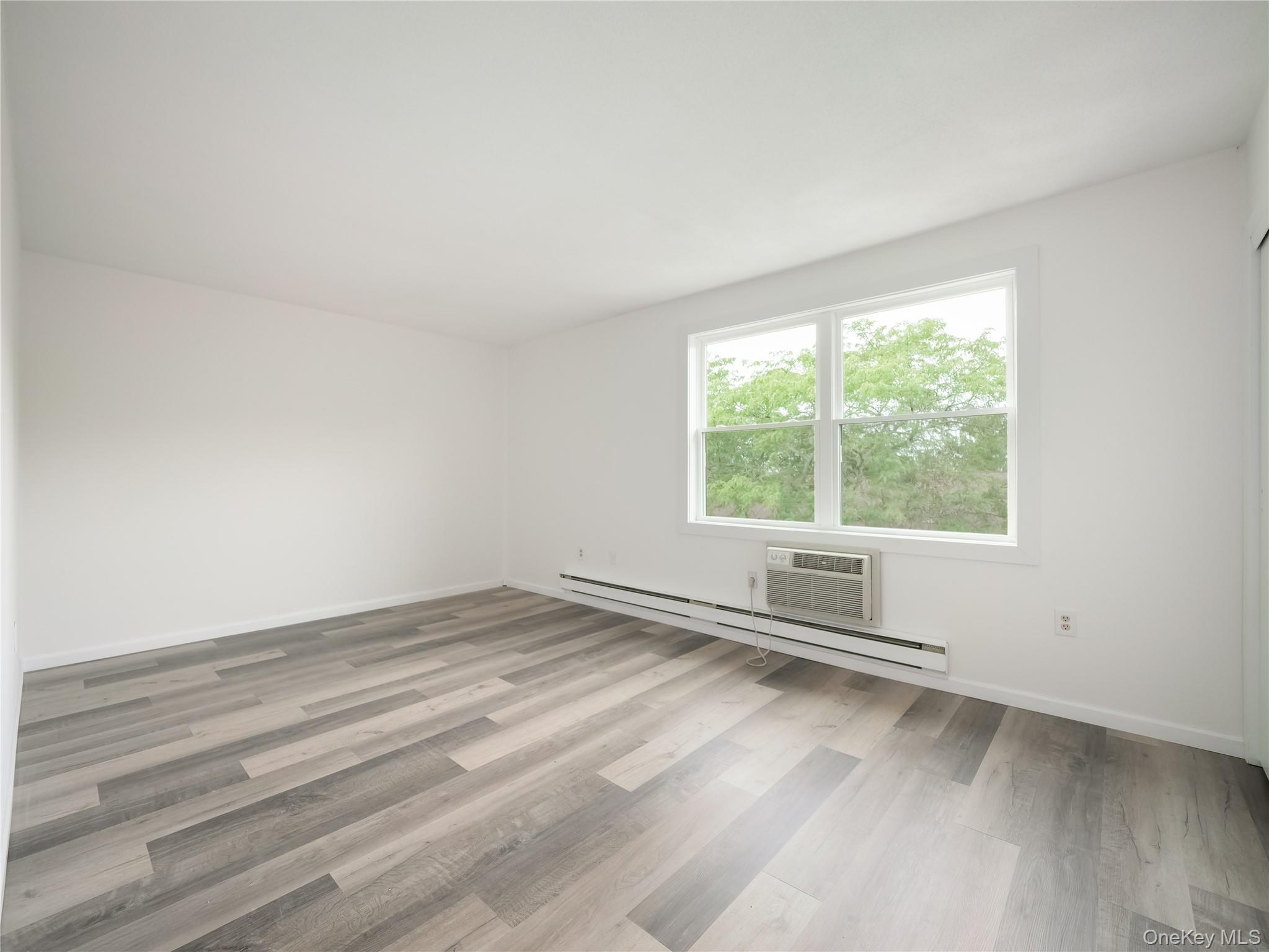 #7 photo, 732 Sierra Vista Lane, Valley Cottage , NY 10989