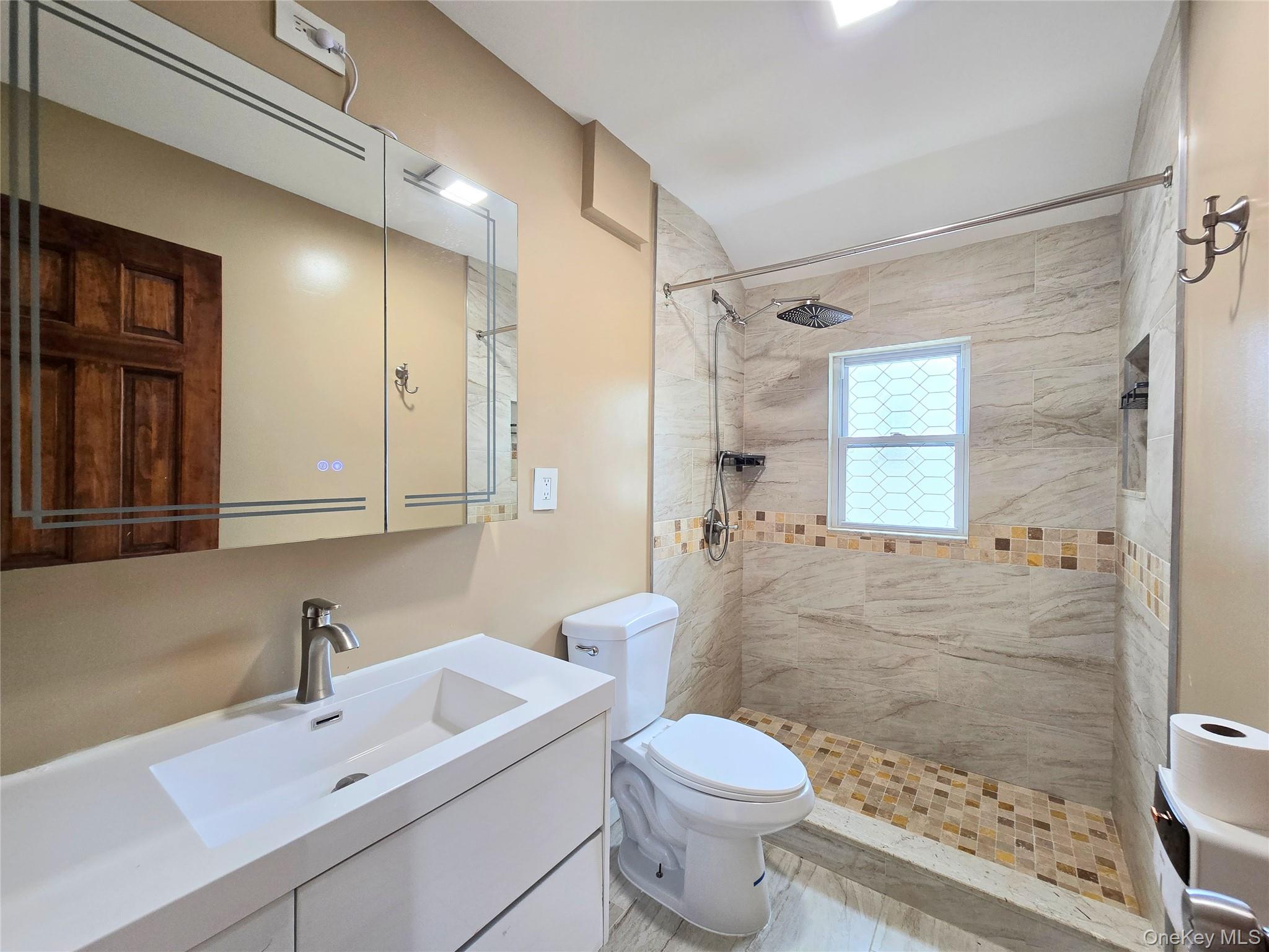 #9 photo, 219-23 114th Road, クイーンズ区 Cambria Heights , NY 11411