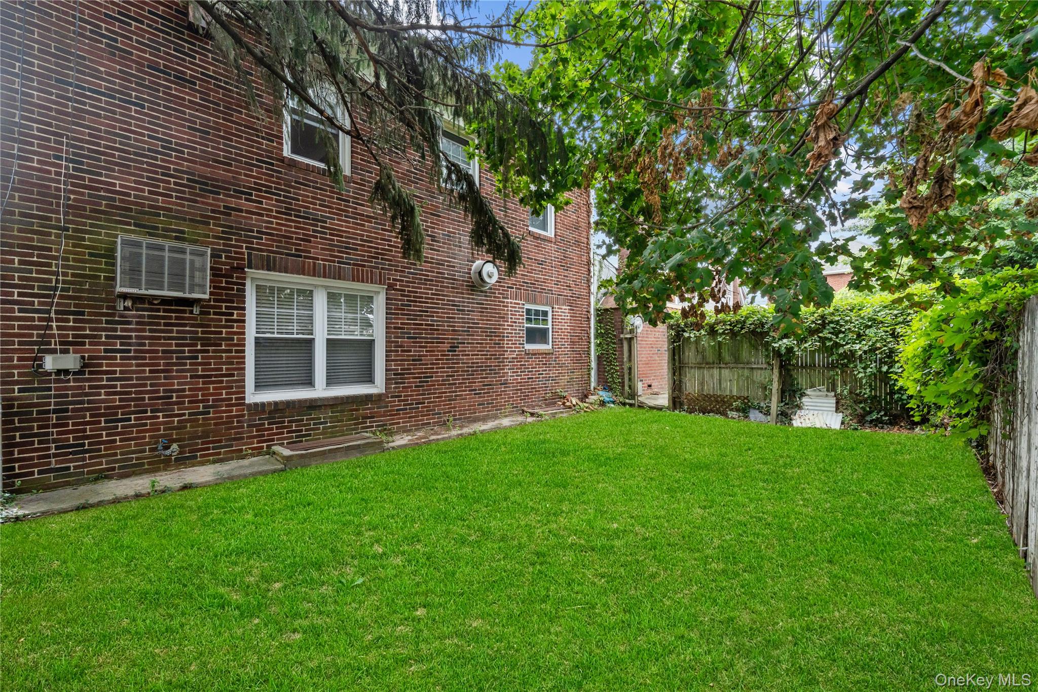 #11 photo, 311 Hamilton Avenue, ナッソー郡 Hewlett , NY 11557