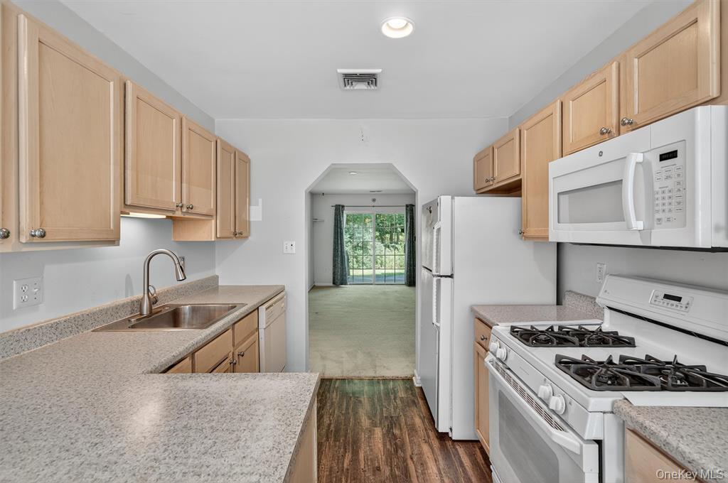 #12 photo, 226 Eagleton Drive, Monroe , NY 10950