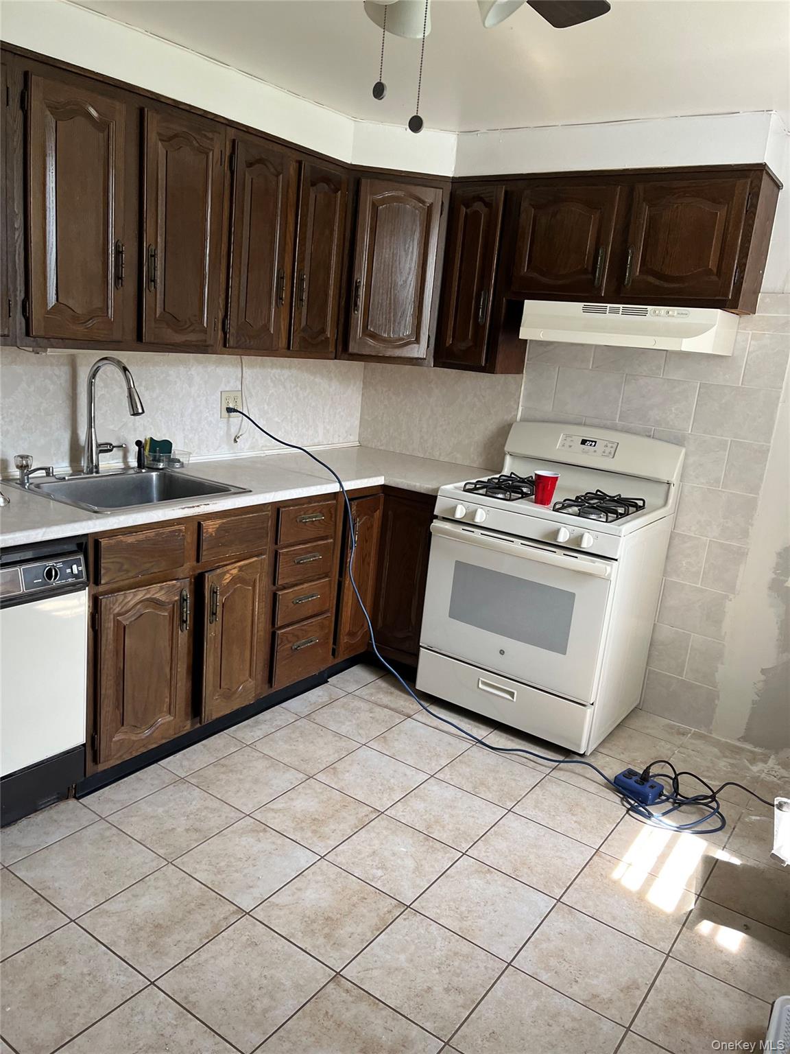 #10 photo, 116 Gavin, Yonkers , NY 10701