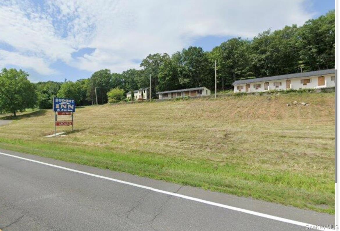 #3 photo, 9071 US Route 9w, Athens , NY 12015