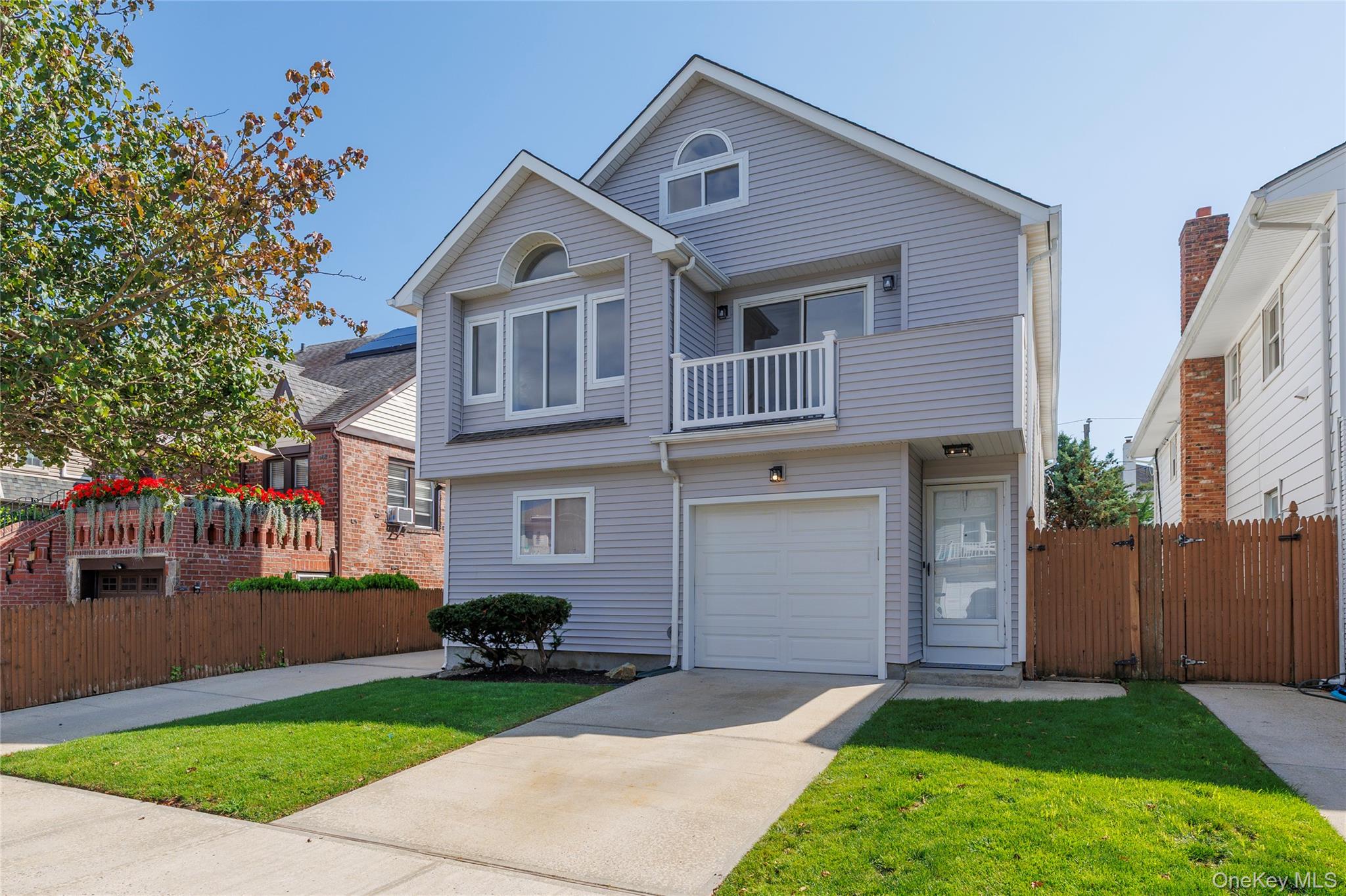 #1 photo, 616 East Beech, 长岛 长滩 Long Beach , NY 11561