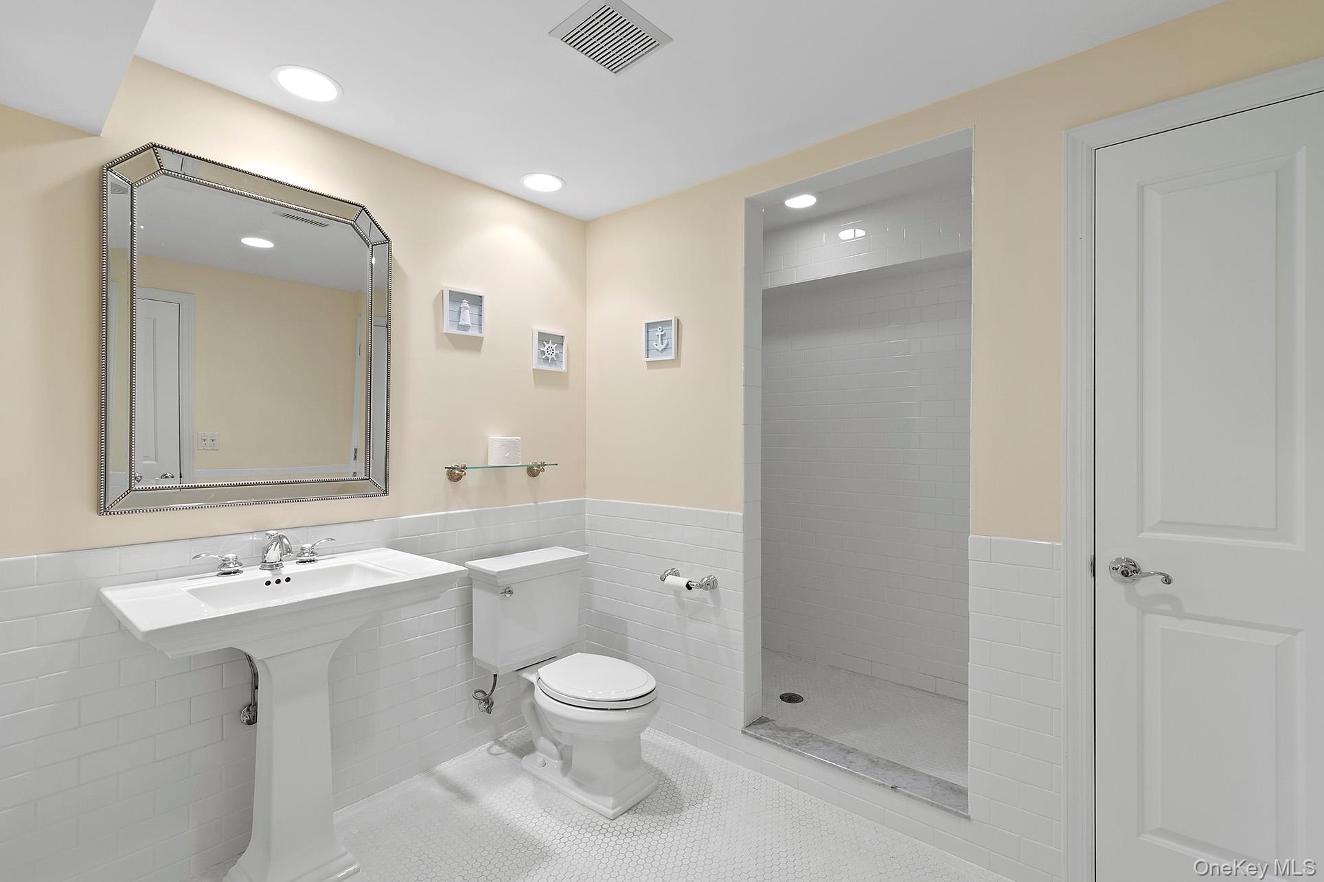 #11 photo, 492 East Hampton Sag Harbor Turnpike, East Hampton , NY 11975