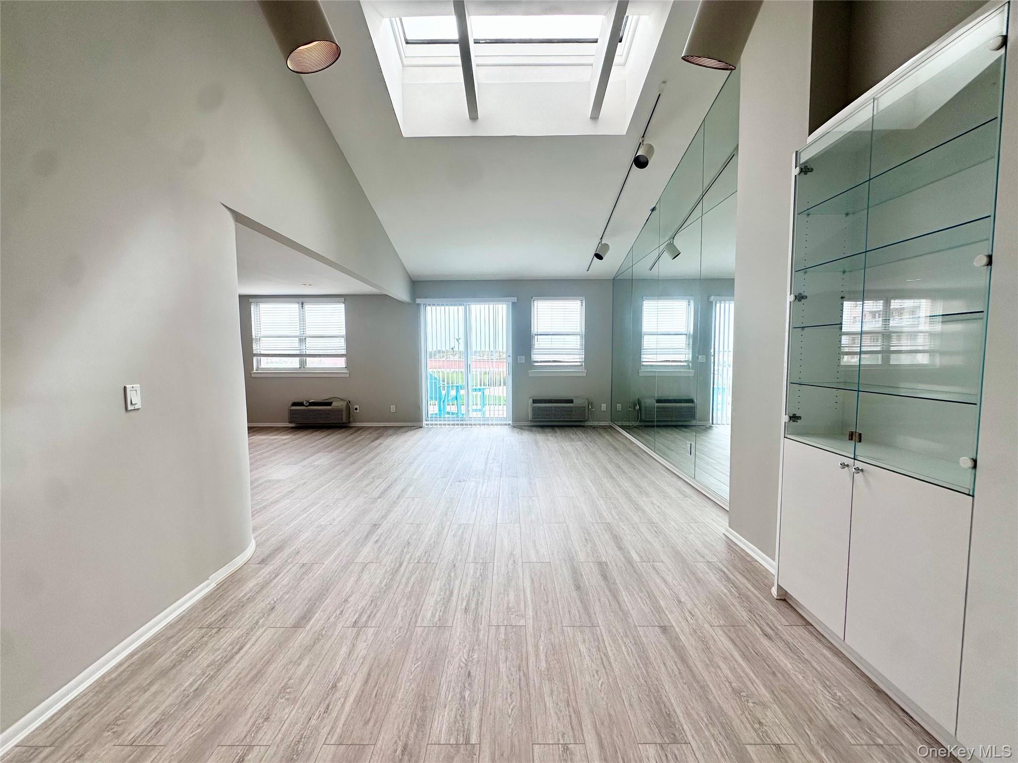 #1 photo, 2 richmond Road, 长岛 长滩 Long Beach , NY 11561