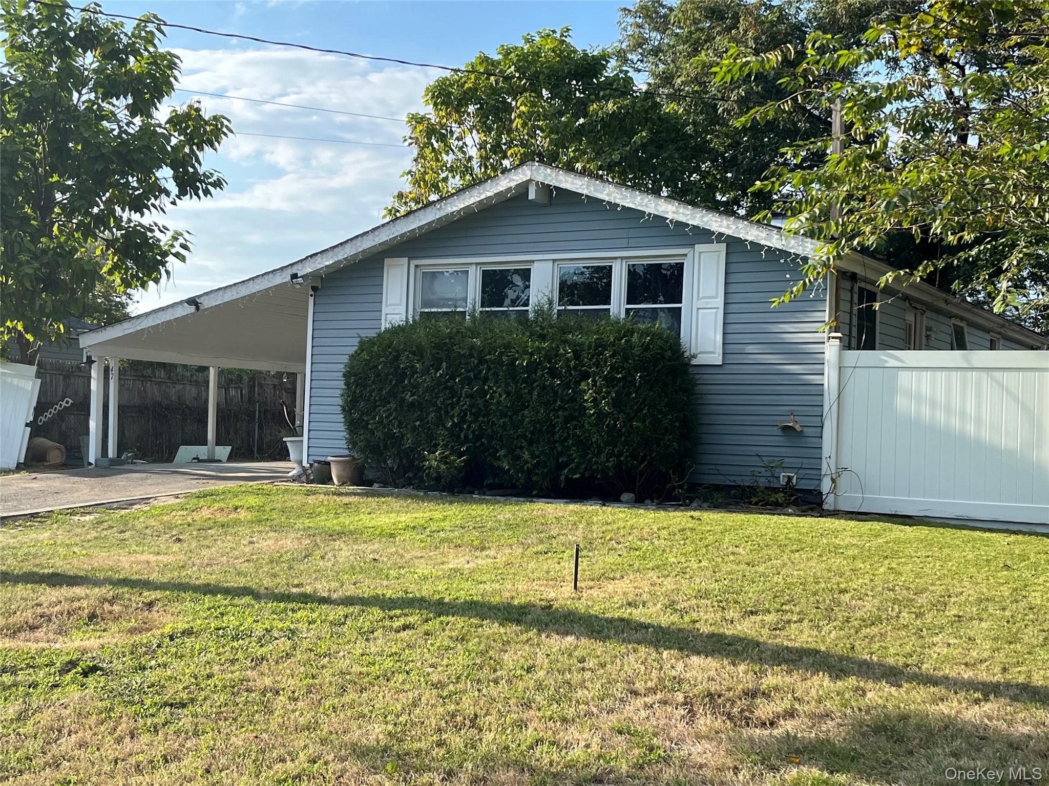 #1 photo, 47 Hackmatack Street, 东长岛 Central Islip , NY 11722