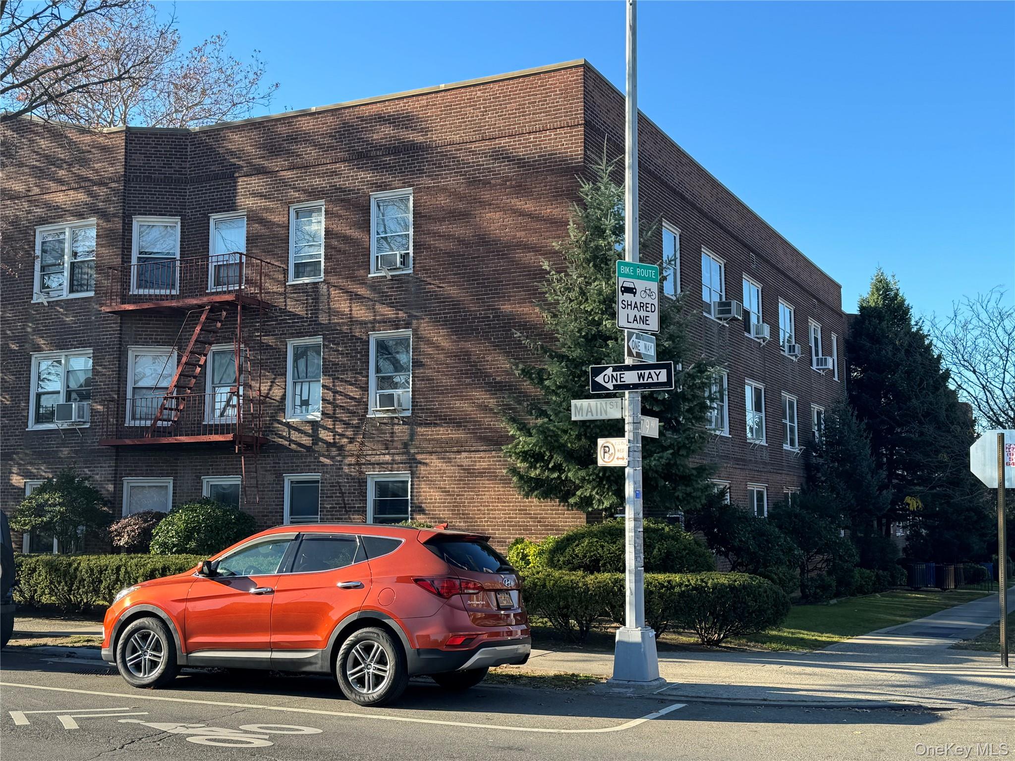 #16 photo, 141-12 78th Ave, クイーンズ区 Kew Garden Hills , NY 11367