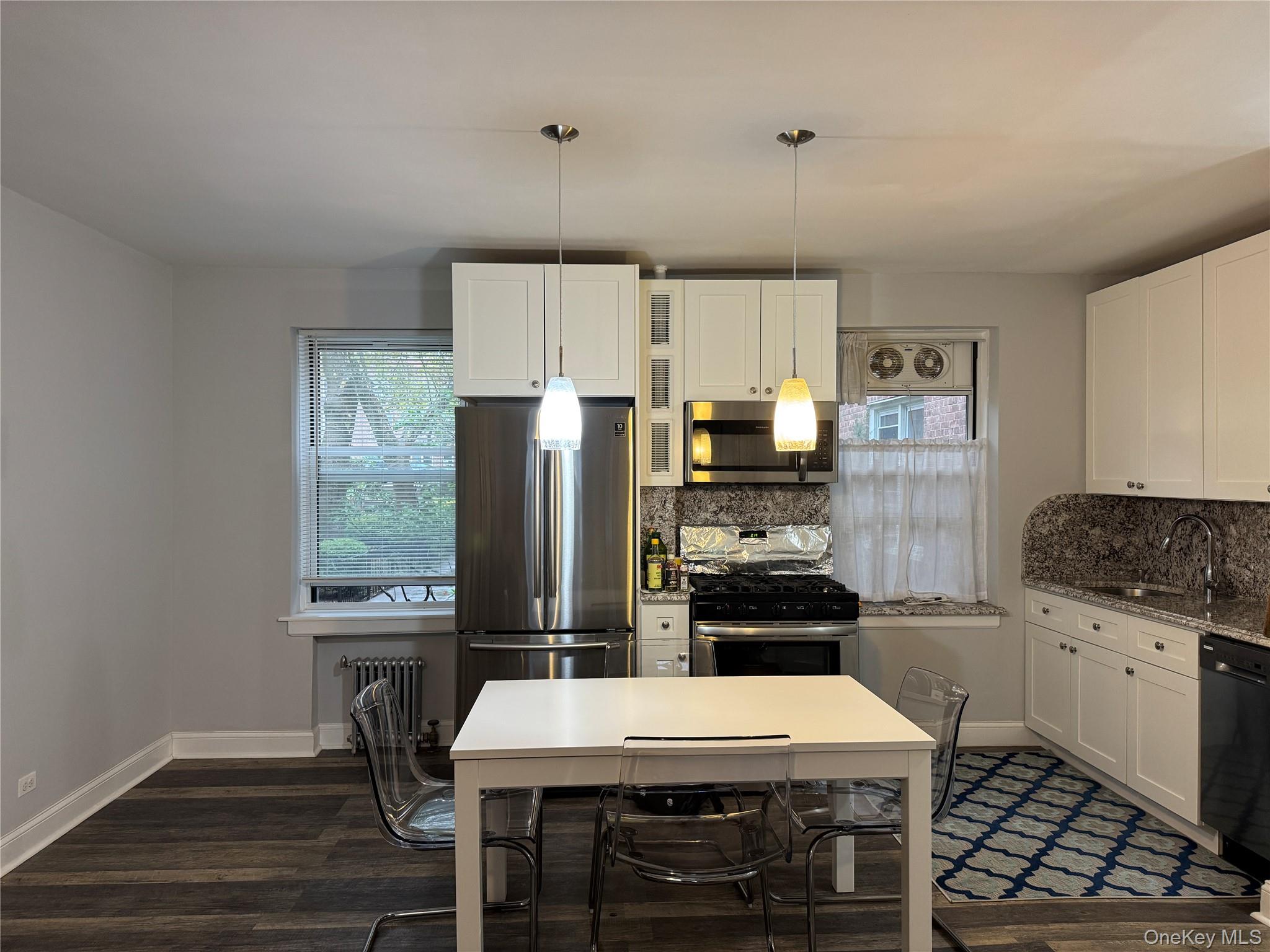 #4 photo, 141-12 78th Ave, クイーンズ区 Kew Garden Hills , NY 11367