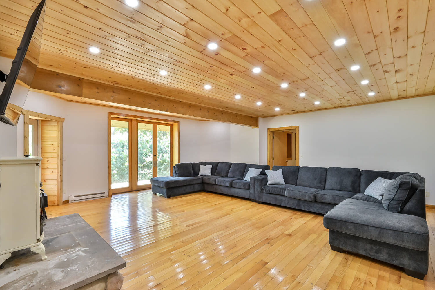 #46 photo, 151 Garfield Avenue, Hunter , NY 12442