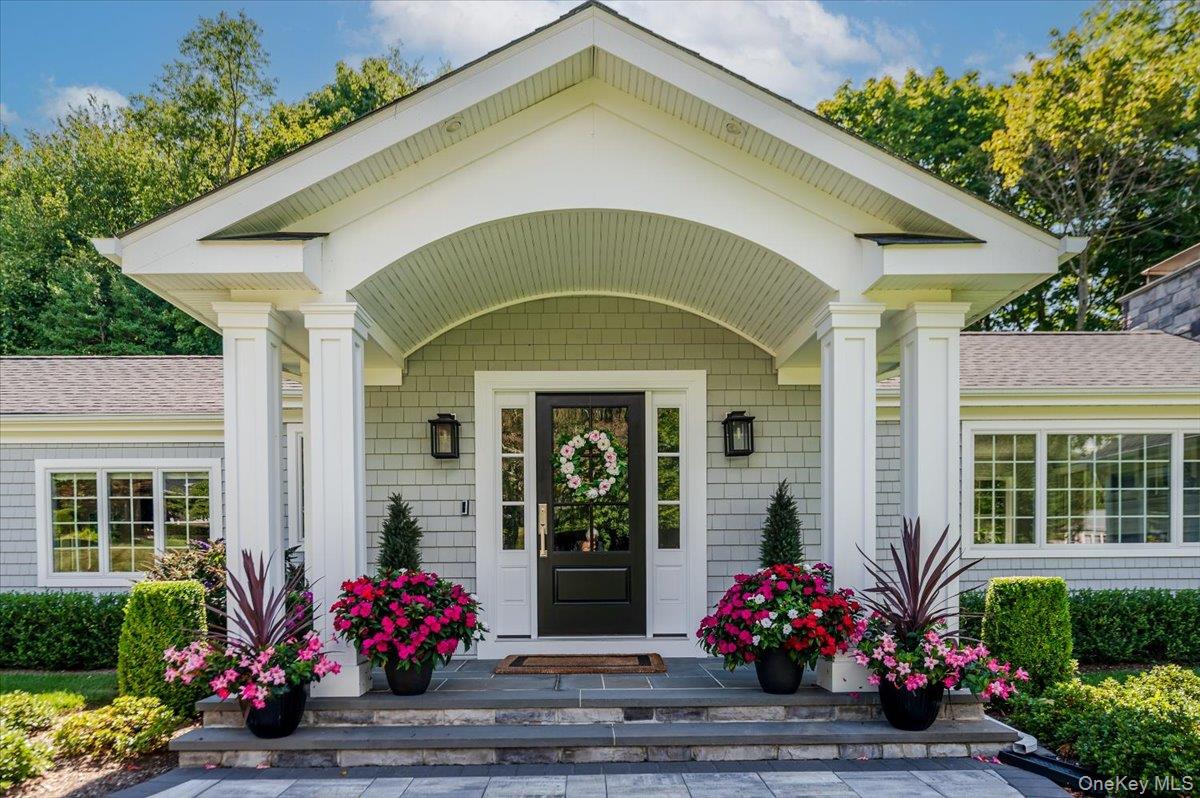 #1 photo, 5 Fleetwood Drive, Huntington Bay , NY 11743