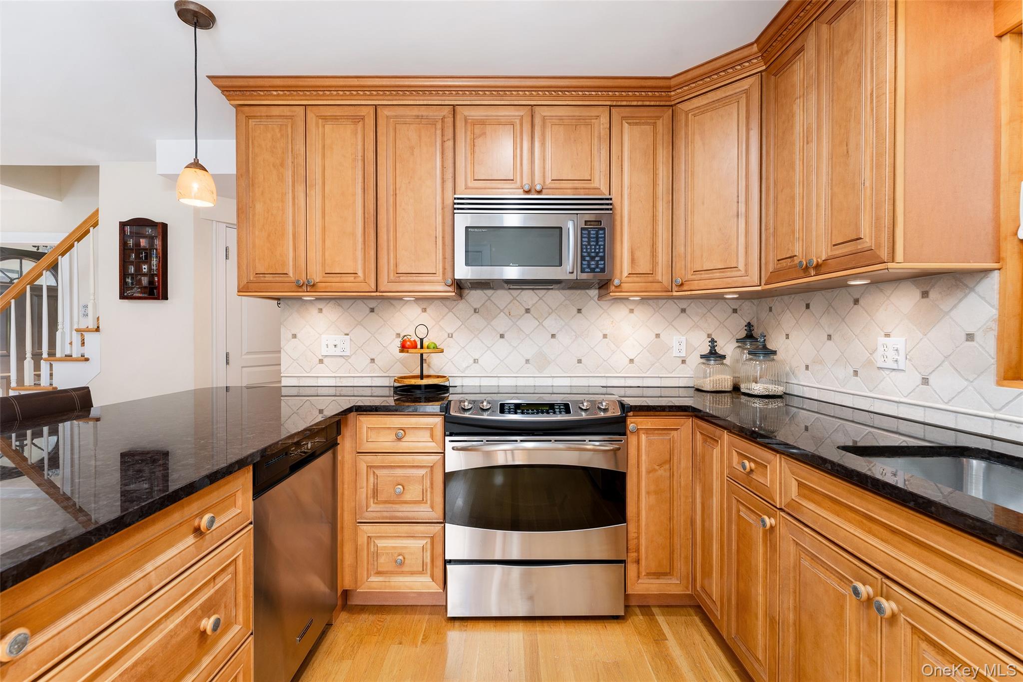 #4 photo, 20 Hampton Road, Hampton Bays , NY 11946