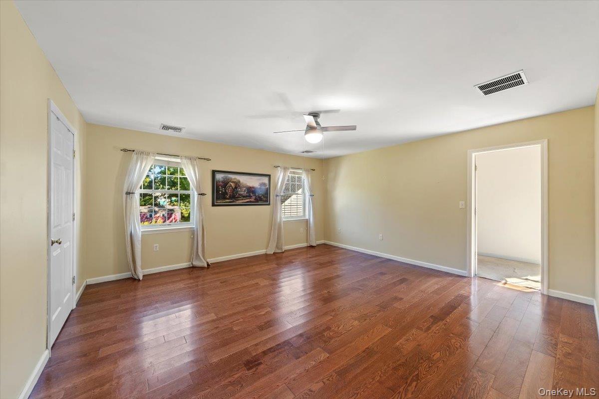 #13 photo, 70 Oak Pond Lane, Mahopac , NY 10541