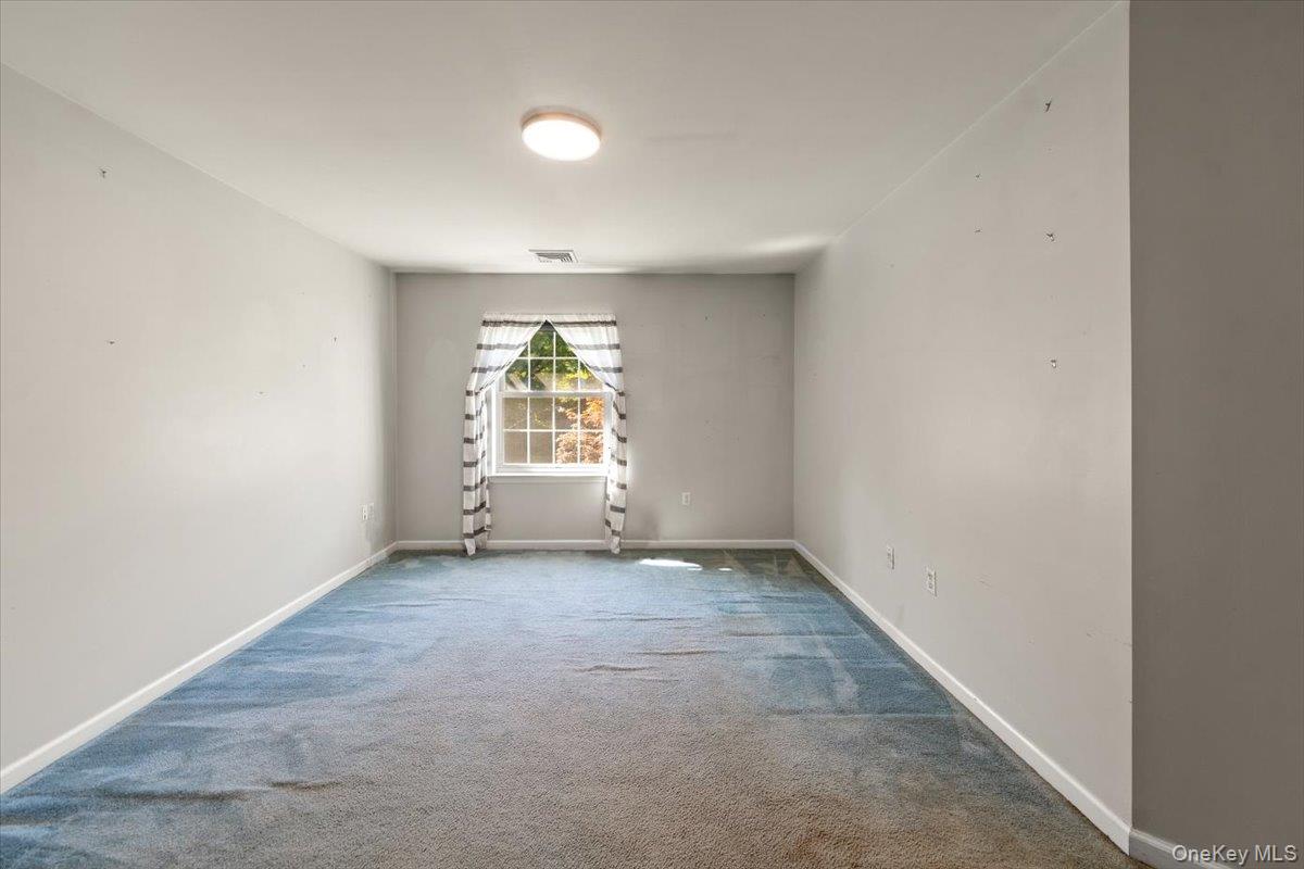 #18 photo, 70 Oak Pond Lane, Mahopac , NY 10541