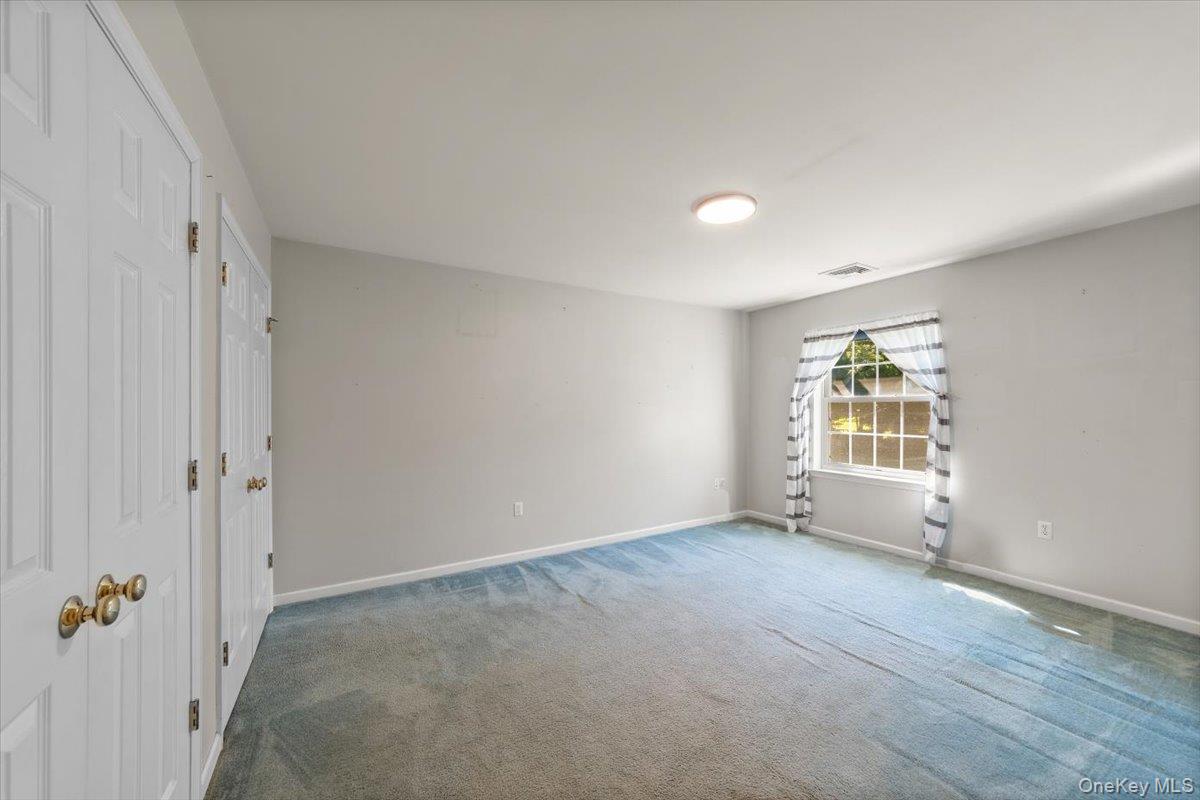 #19 photo, 70 Oak Pond Lane, Mahopac , NY 10541