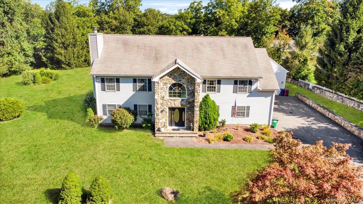 #4 photo, 70 Oak Pond Lane, Mahopac , NY 10541