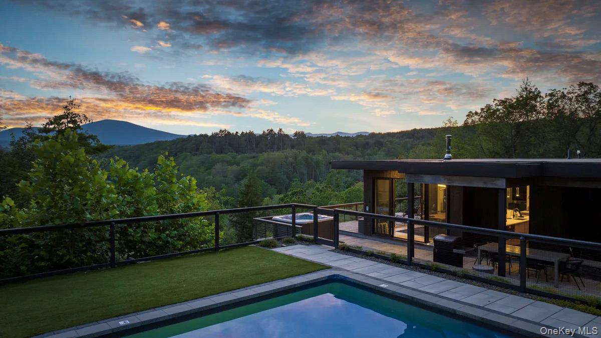 #1 photo, 1083 Ashokan Road, 纽约州 Call Listing Agent , NY 12401