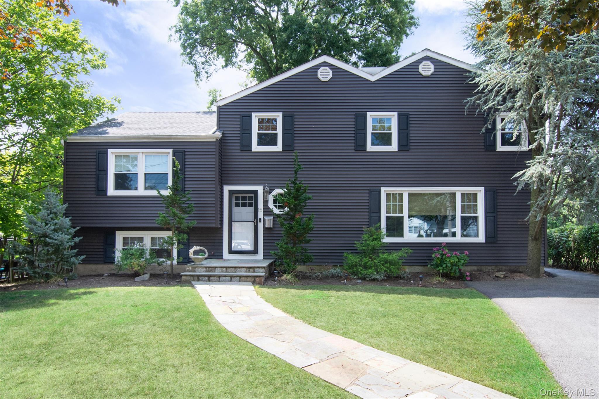 #1 photo, 15 Bristol Place, Yonkers , NY 10710