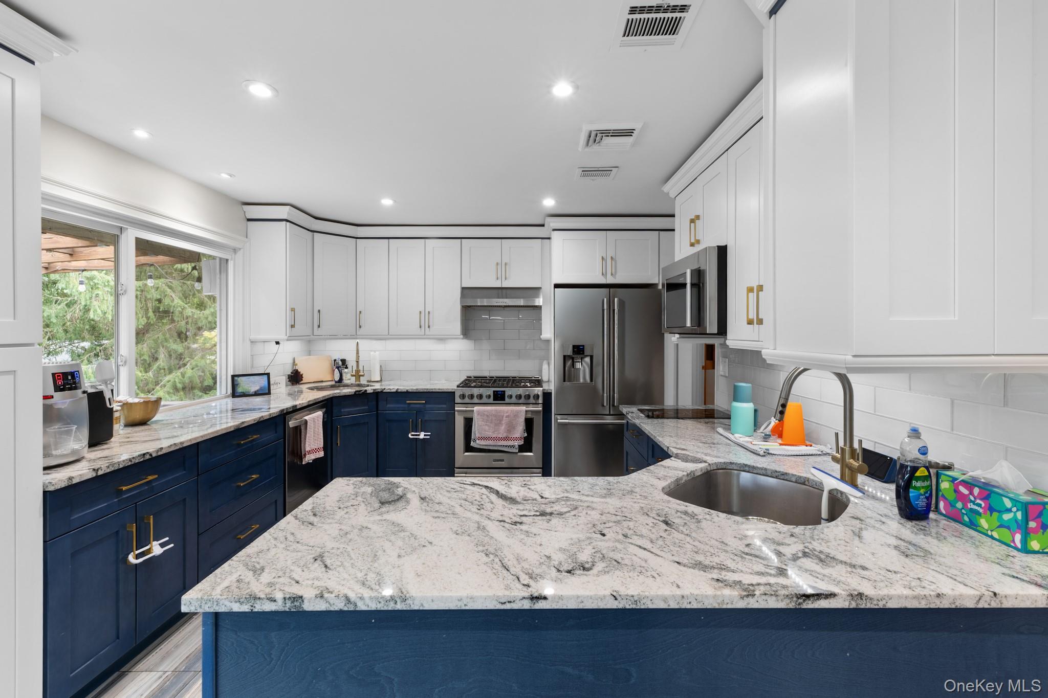 #13 photo, 1 Phillips Drive, Airmont , NY 10901