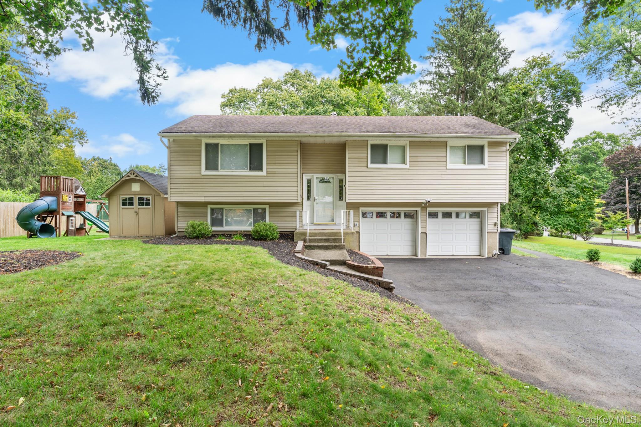 #3 photo, 1 Phillips Drive, Airmont , NY 10901