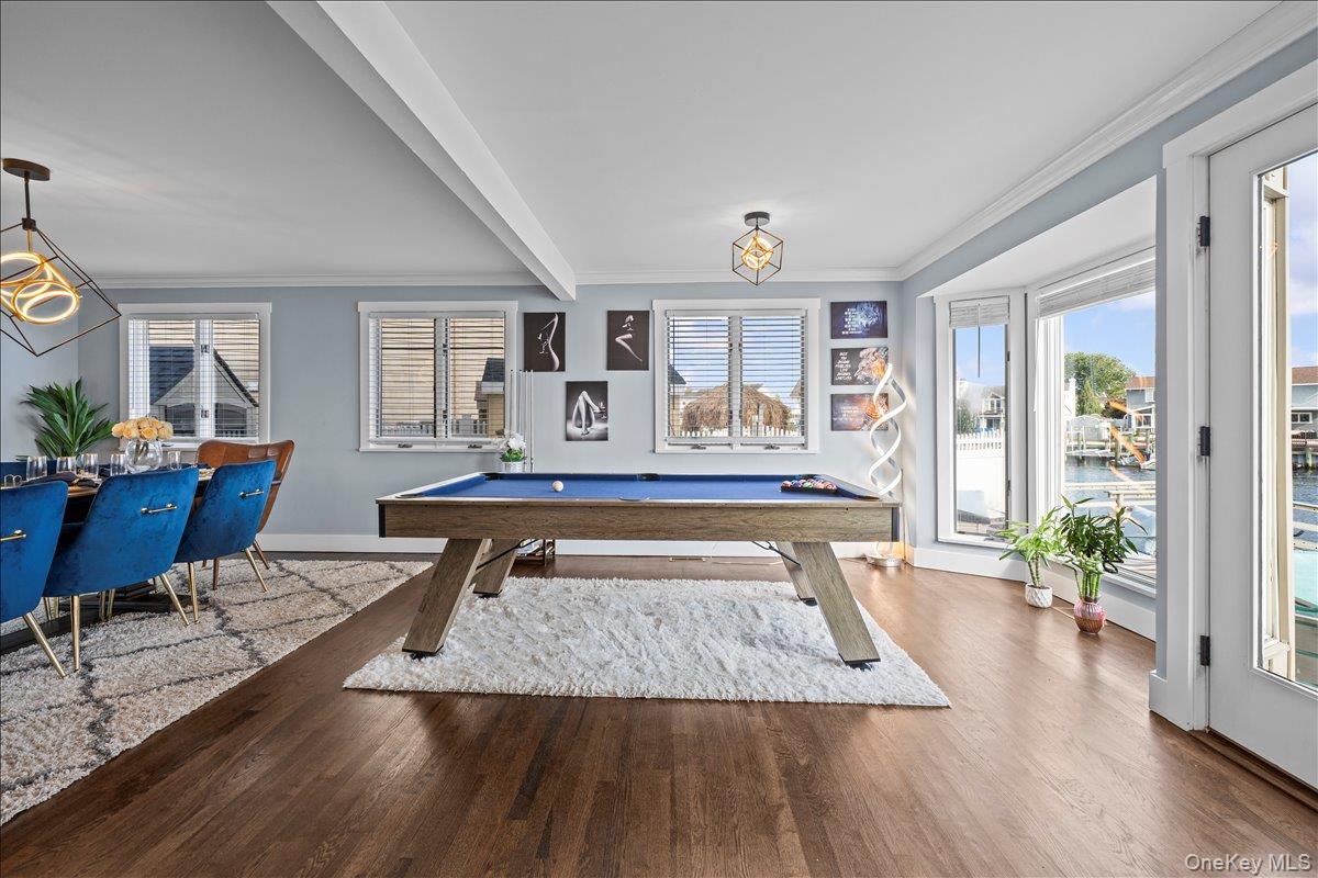 #5 photo, 4072 Darby Lane, Seaford , NY 11783