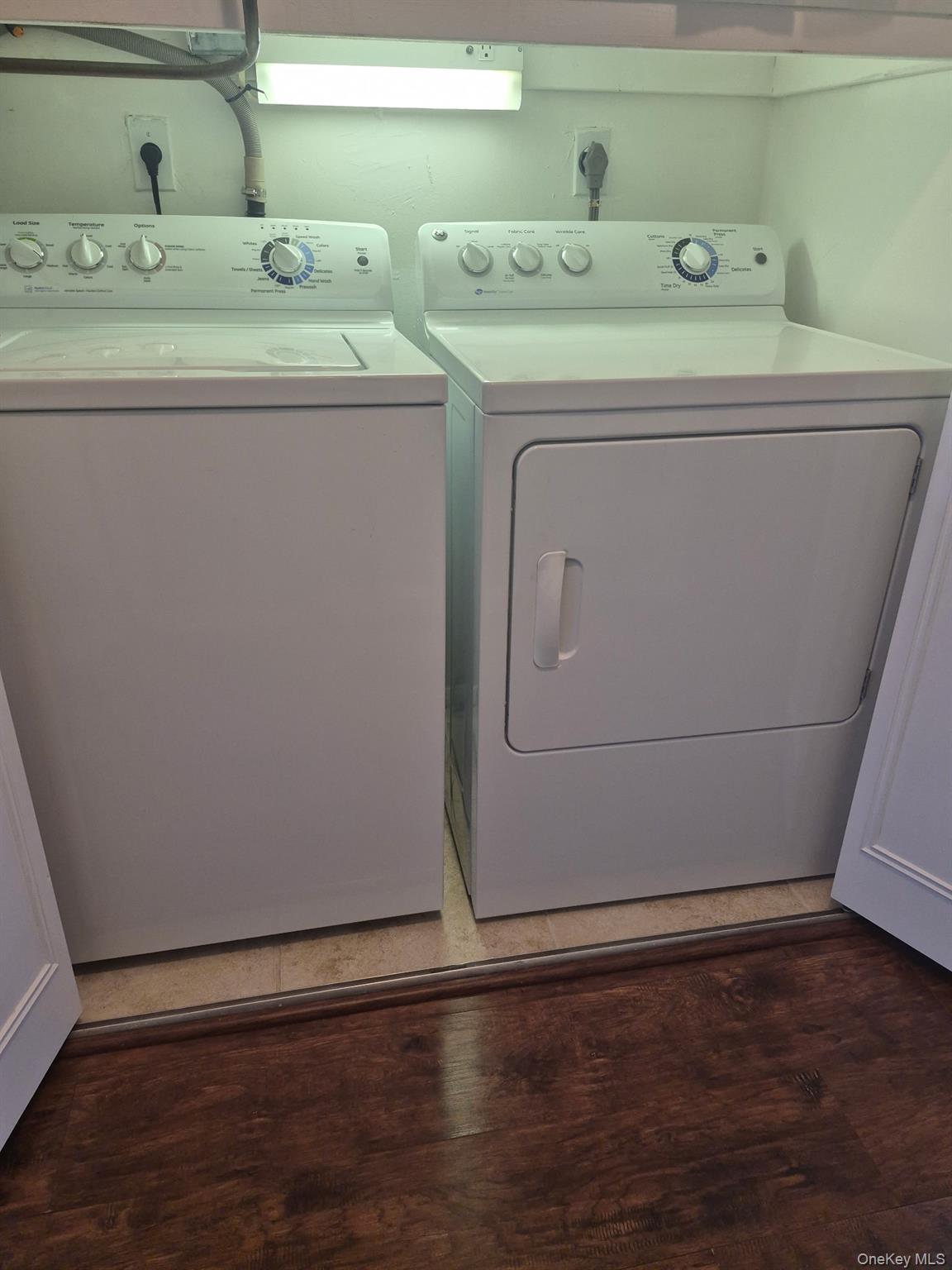 #16 photo, 424 Woodbridge Drive, サフォーク郡 Ridge , NY 11961