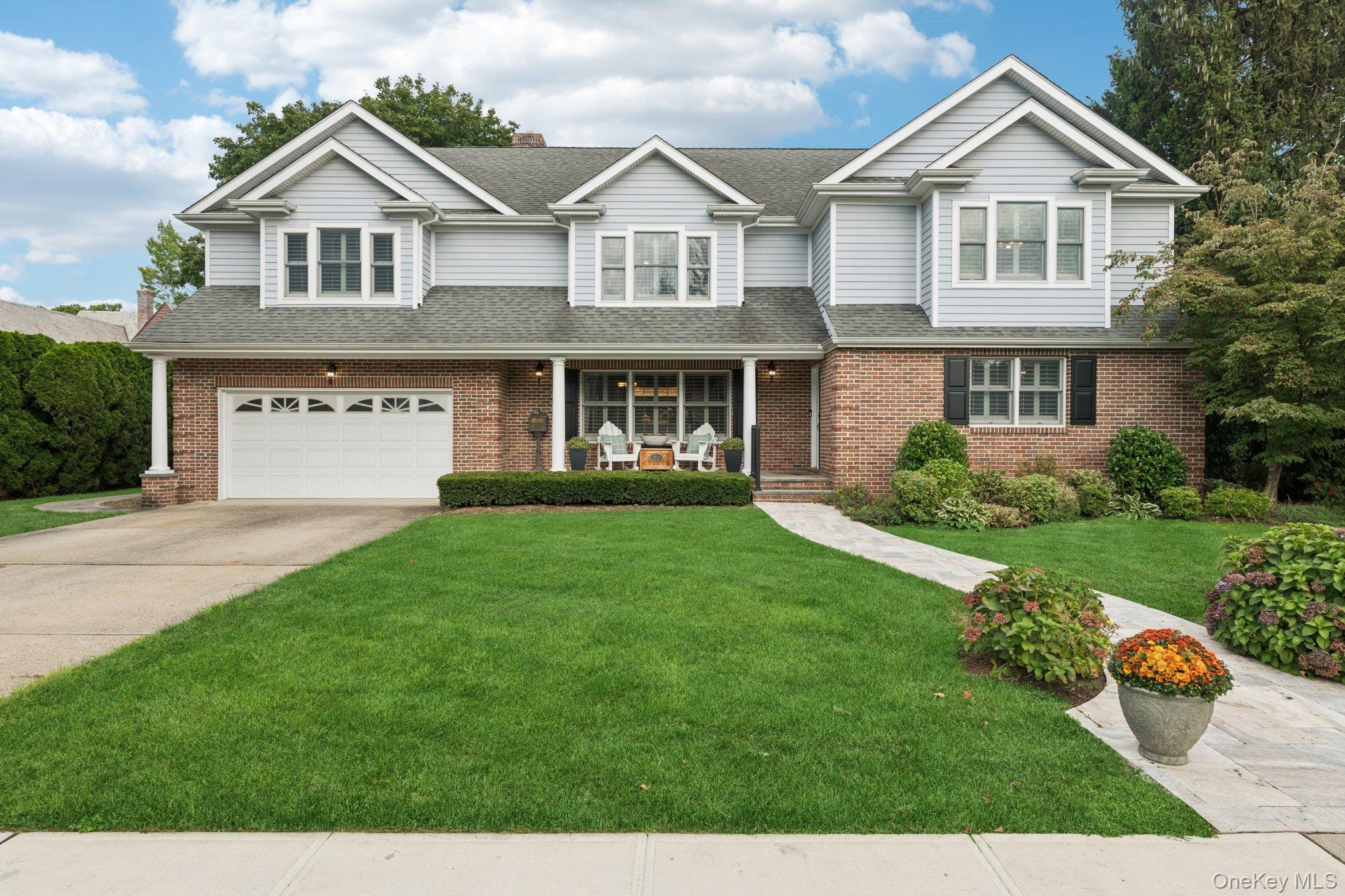 #1 photo, 85 Kilburn Road, Garden City , NY 11530